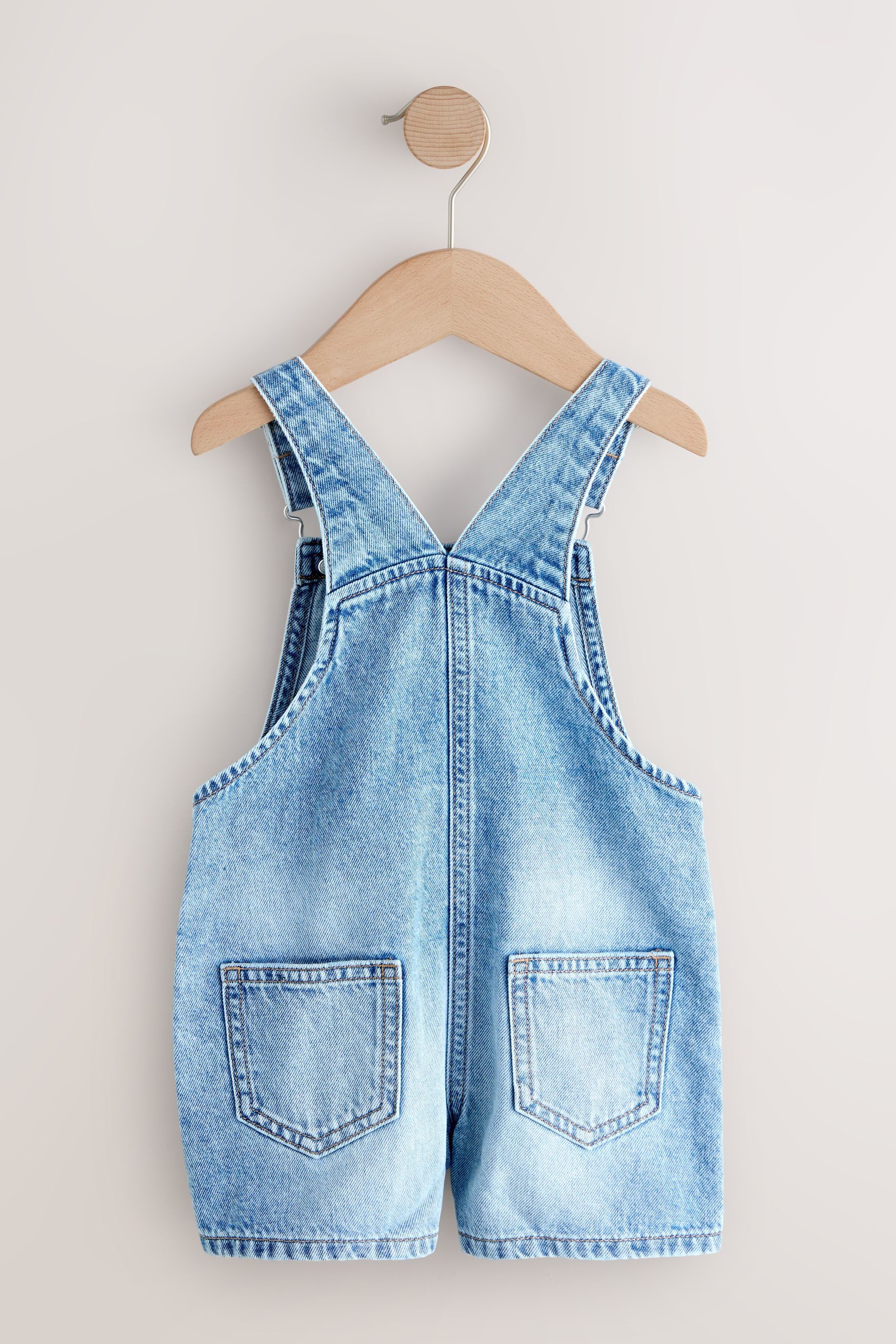 Next Jeanslatzhose Schlichte Denim-Latzhose (1-tlg)