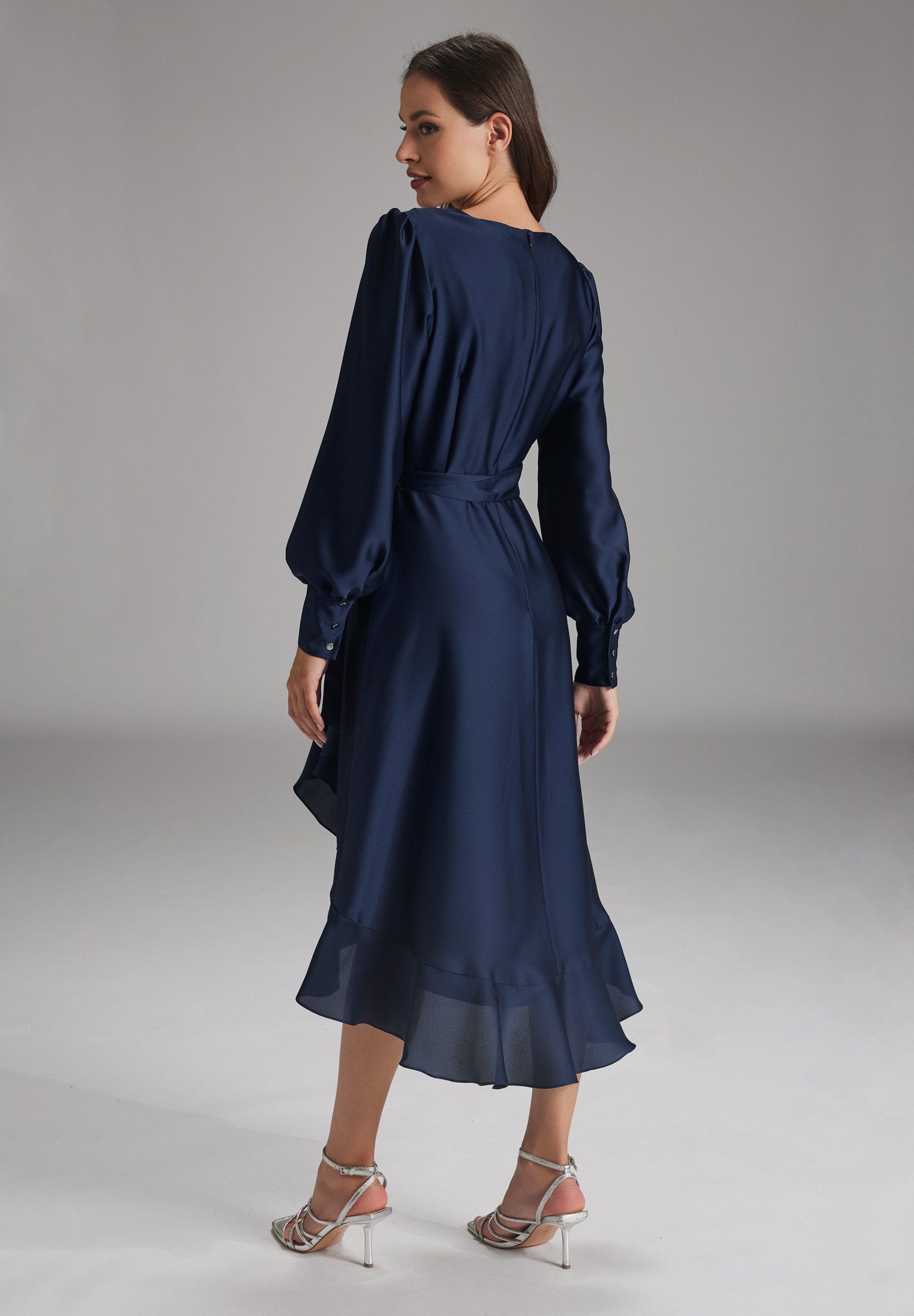 SWING Cocktailkleid - Vokuhila-Kleid mit blusigen Ärmeln Taillierter Schnitt mit ausgestelltem Rockteil