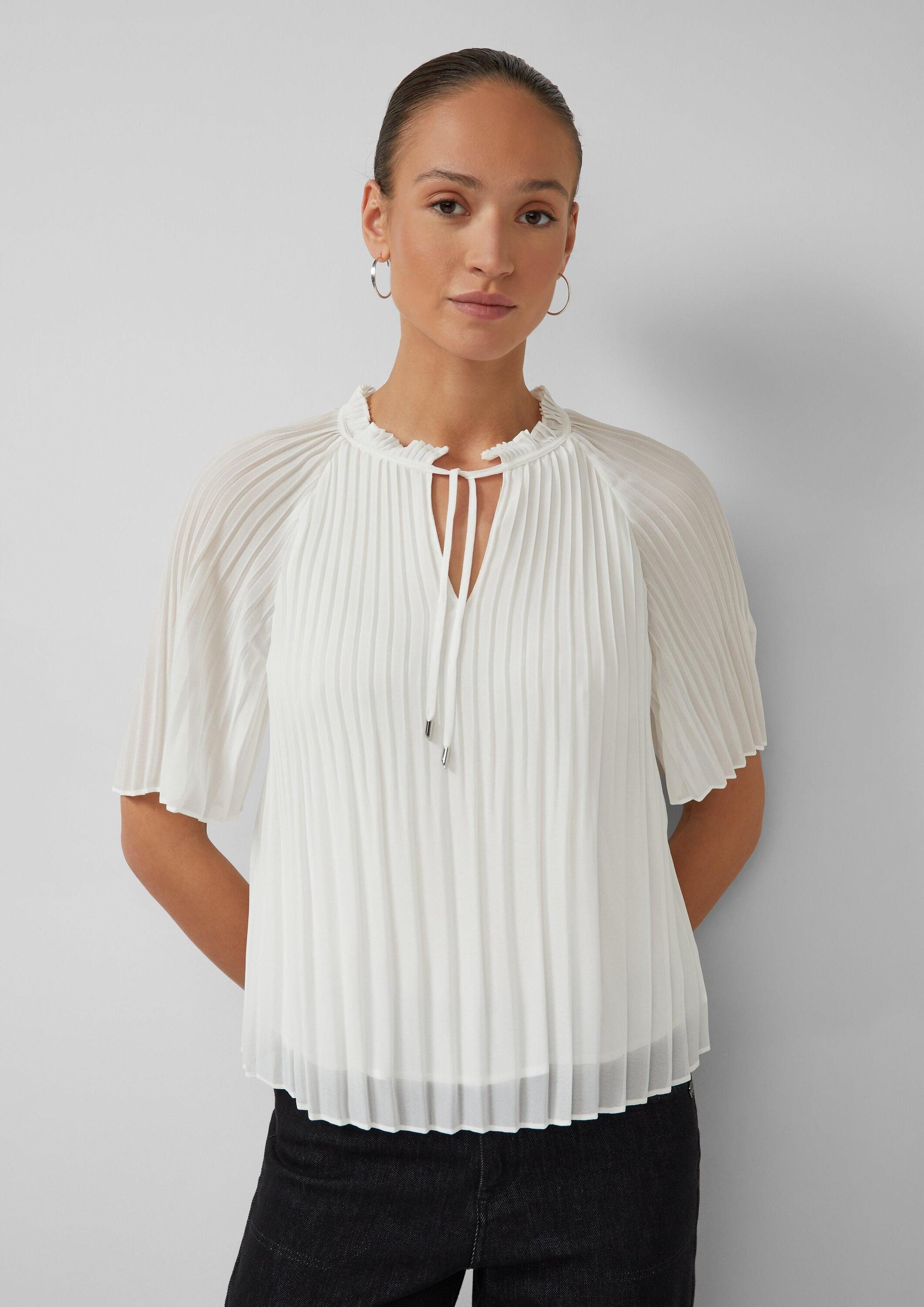 s.Oliver Kurzarmbluse Bluse Festliche Chiffon-Bluse mit Plissee und Rüschen