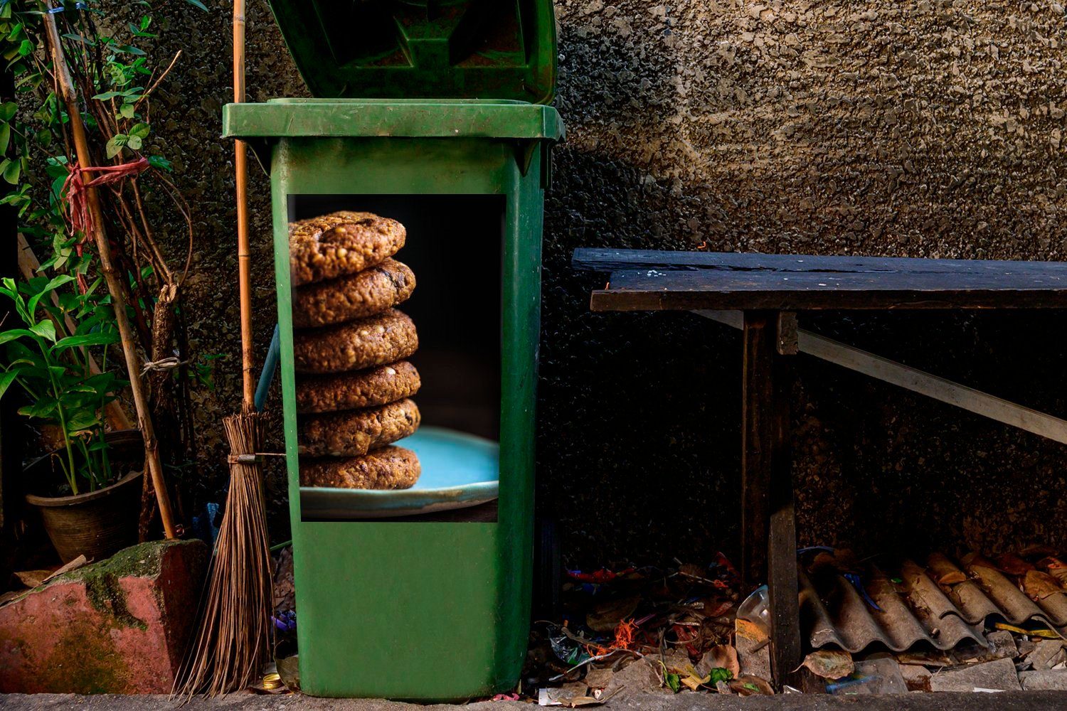 Container, Sticker, Abfalbehälter Schokoladenkeksen St), MuchoWow Wandsticker Stapel (1 Mülleimer-aufkleber, von Mülltonne,