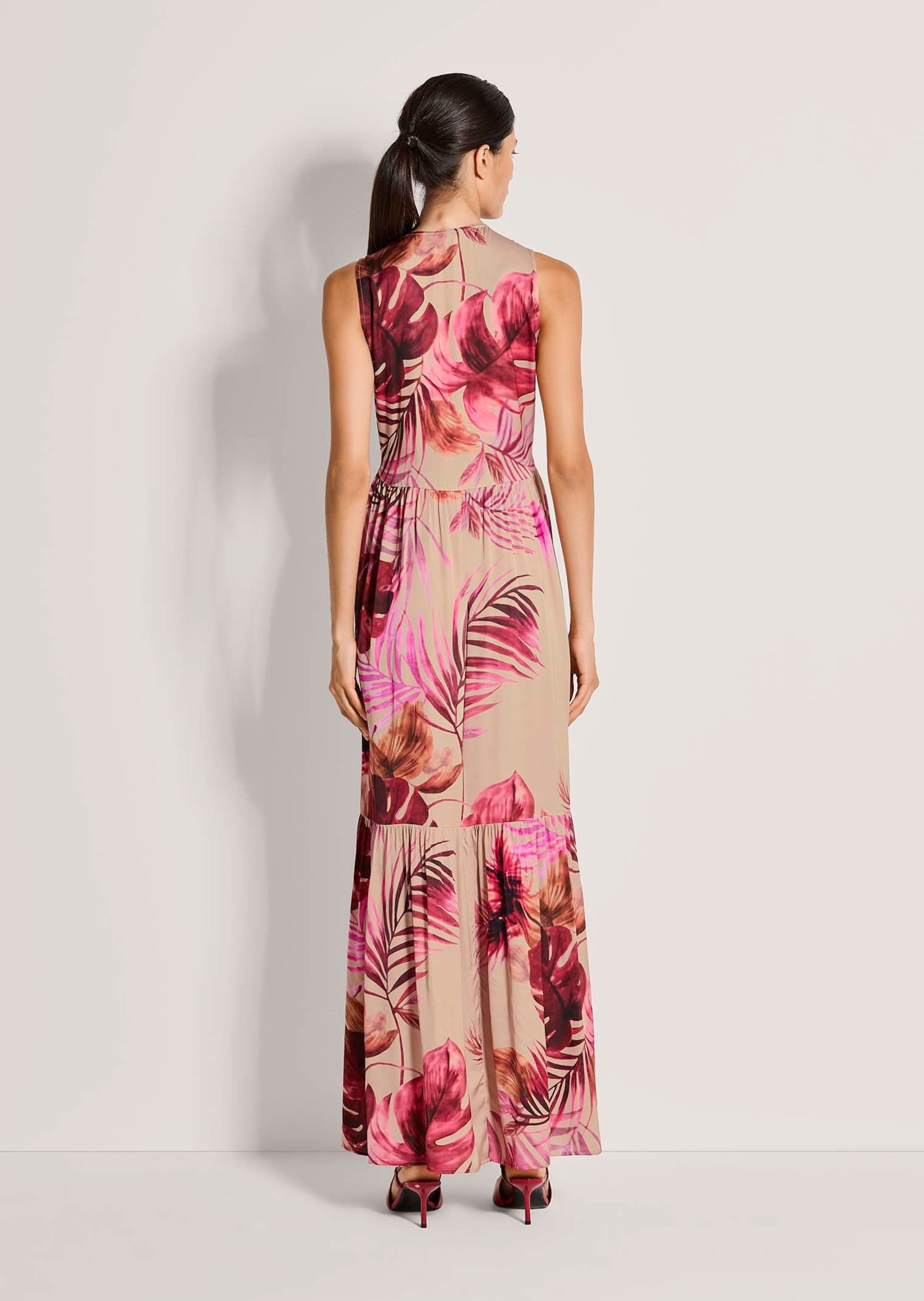 MADELEINE Maxikleid Maxikleid mit floralem Print Ärmelloses Viskosekleid mit Rundhals mit V-Blende und Knöchellänge