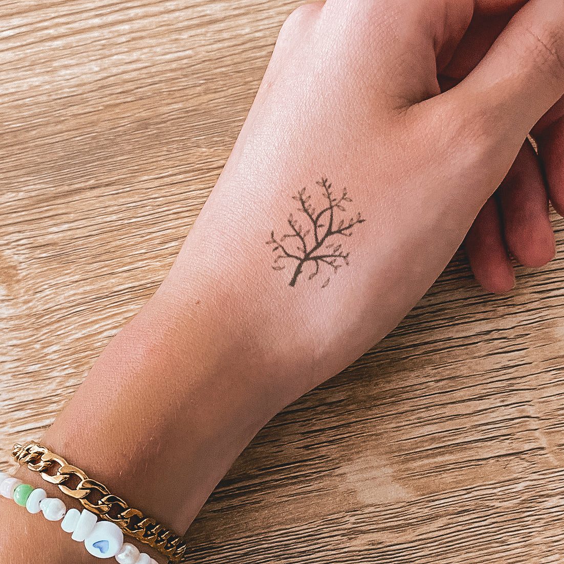 Inkster Schmuck-Tattoo kahler Baum, wasserfestes temporäres Tattoo, 2 Wochen Halt