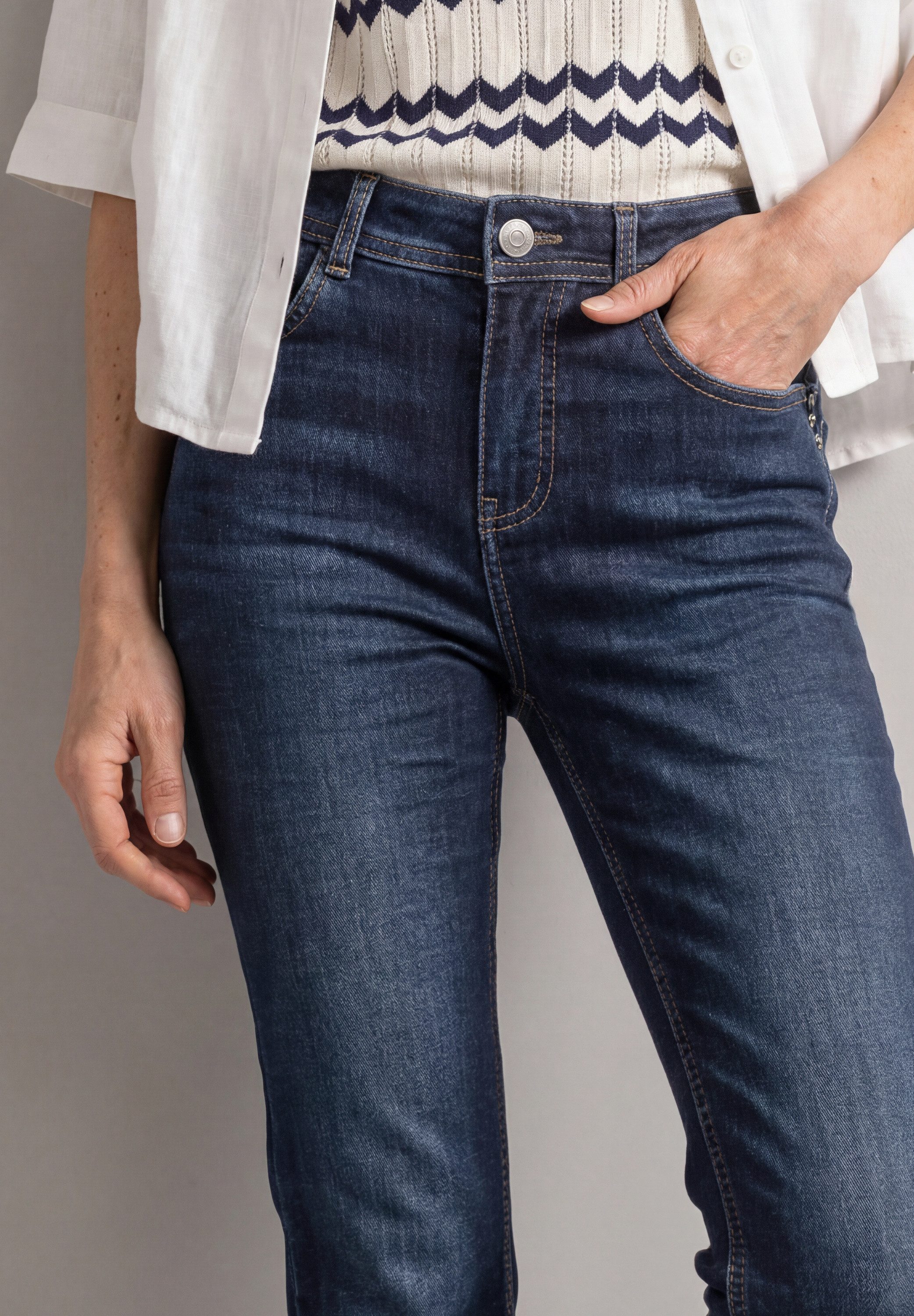STREET ONE Bootcut-Jeans Style Blaire im Slim Fit / Stretch