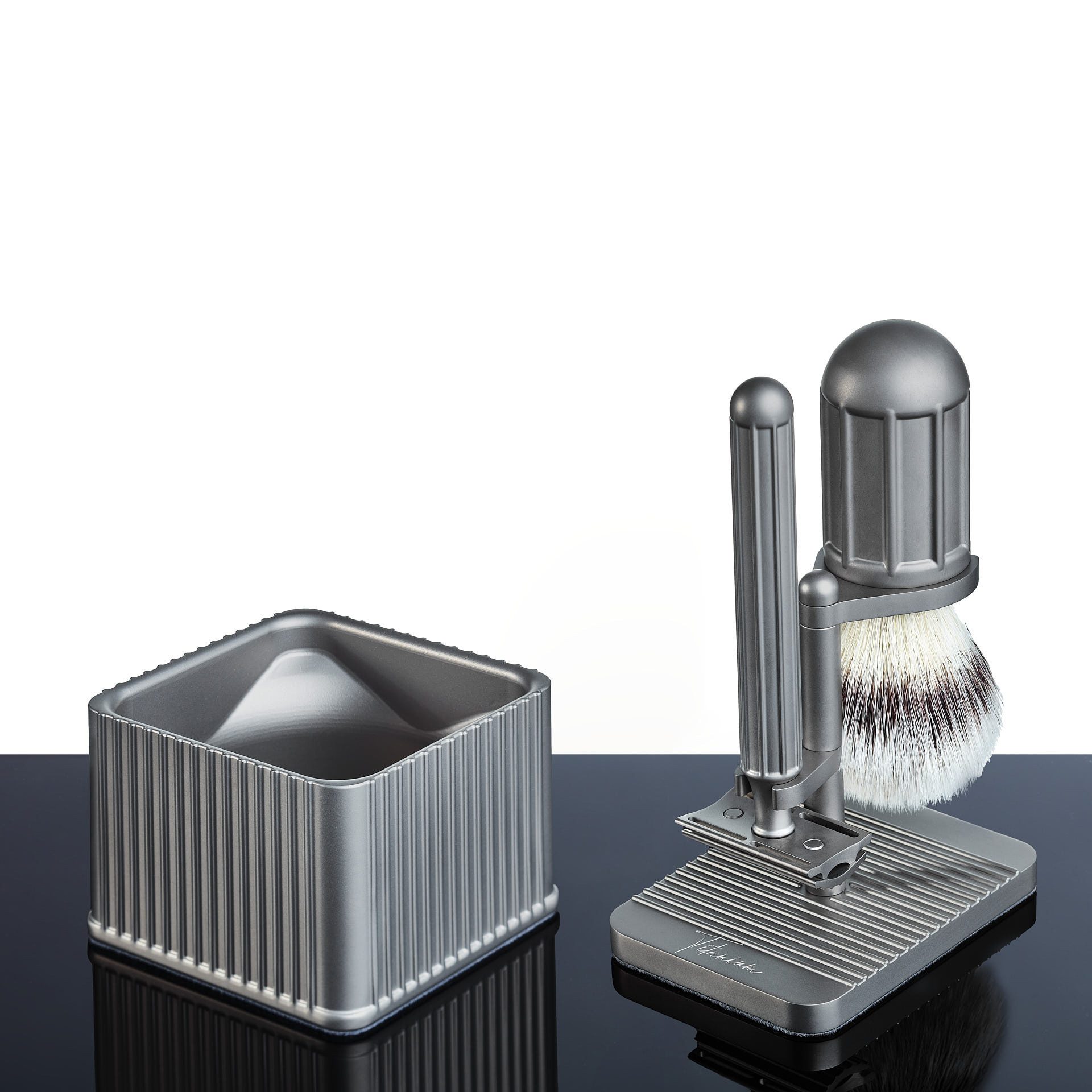 Design94 Rasierset Titanium Rasur-Set mit Schale