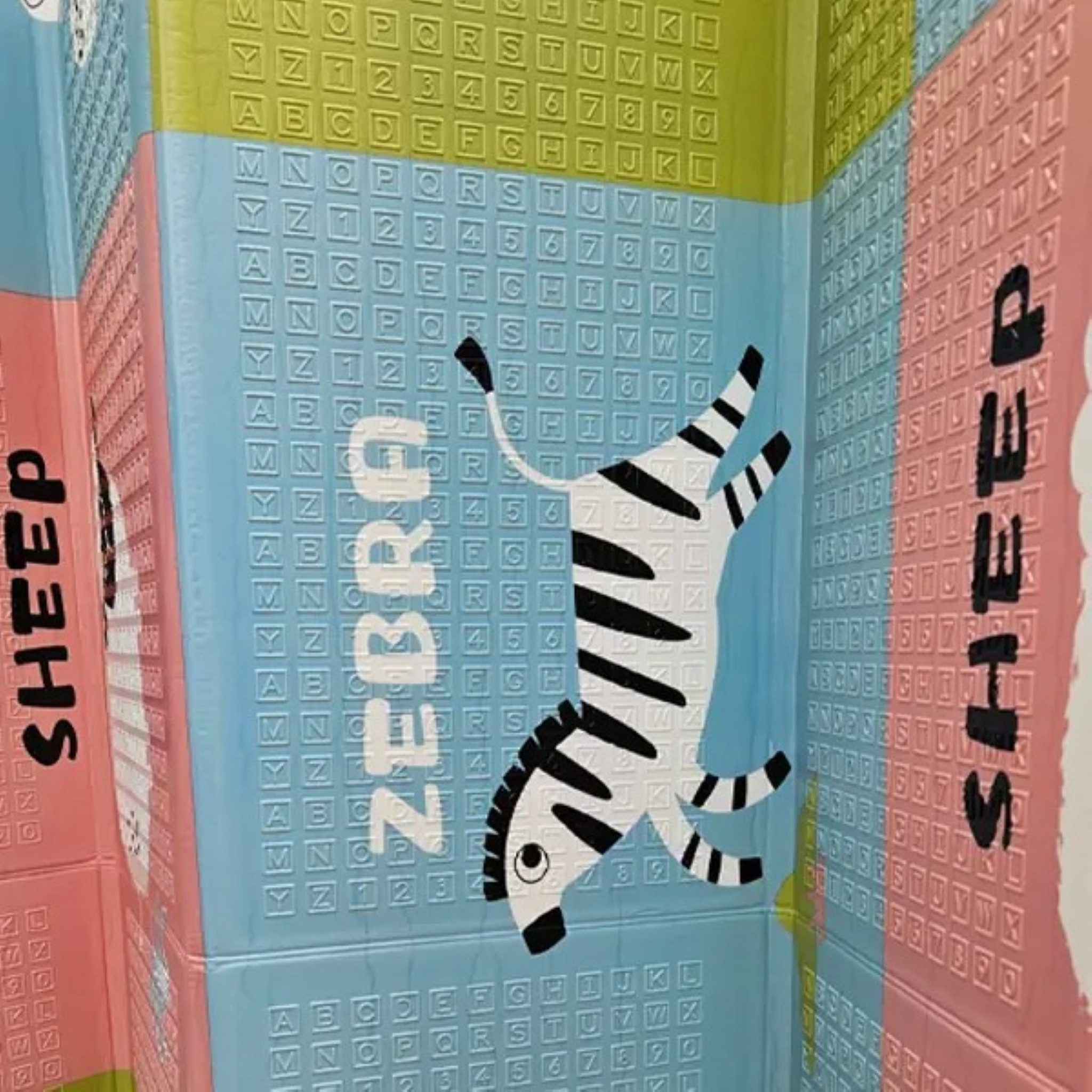 Realb2b Spielmatte Faltbare Spielmatte 200x150 cm – rutschfest, wasserdicht Tiere Dino (Doppelseitige Spielmatte aus XPE-Schaum für Kinder, Faltbare Spielmatte 200 x 150 cm mit Schutzhülle), Beidseitig bedruckt, faltbar, rutschfest und wasserdicht