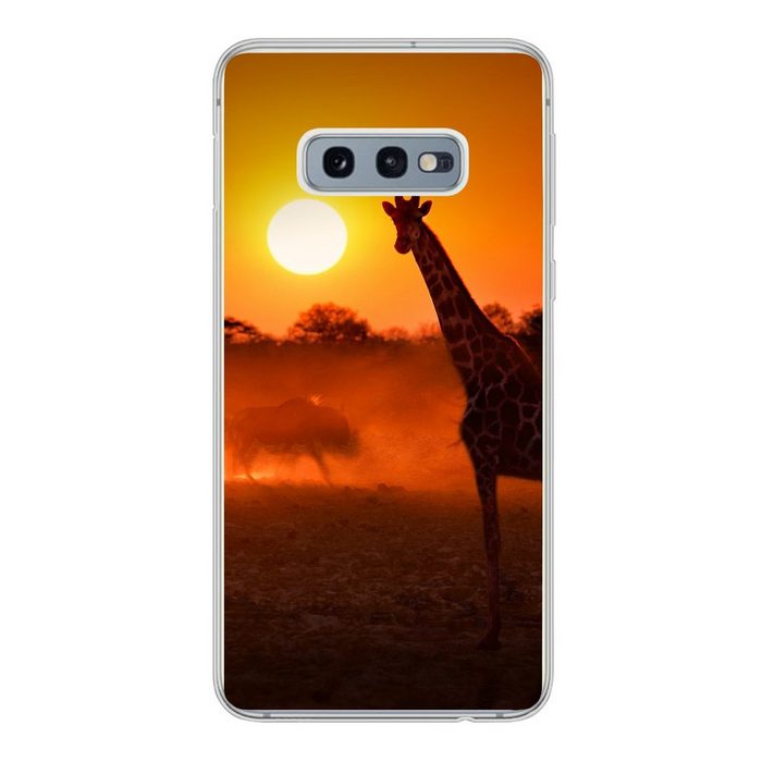 MuchoWow Handyhülle Giraffe - Sonne - Savanne Phone Case Handyhülle Samsung Galaxy S10e Silikon Schutzhülle