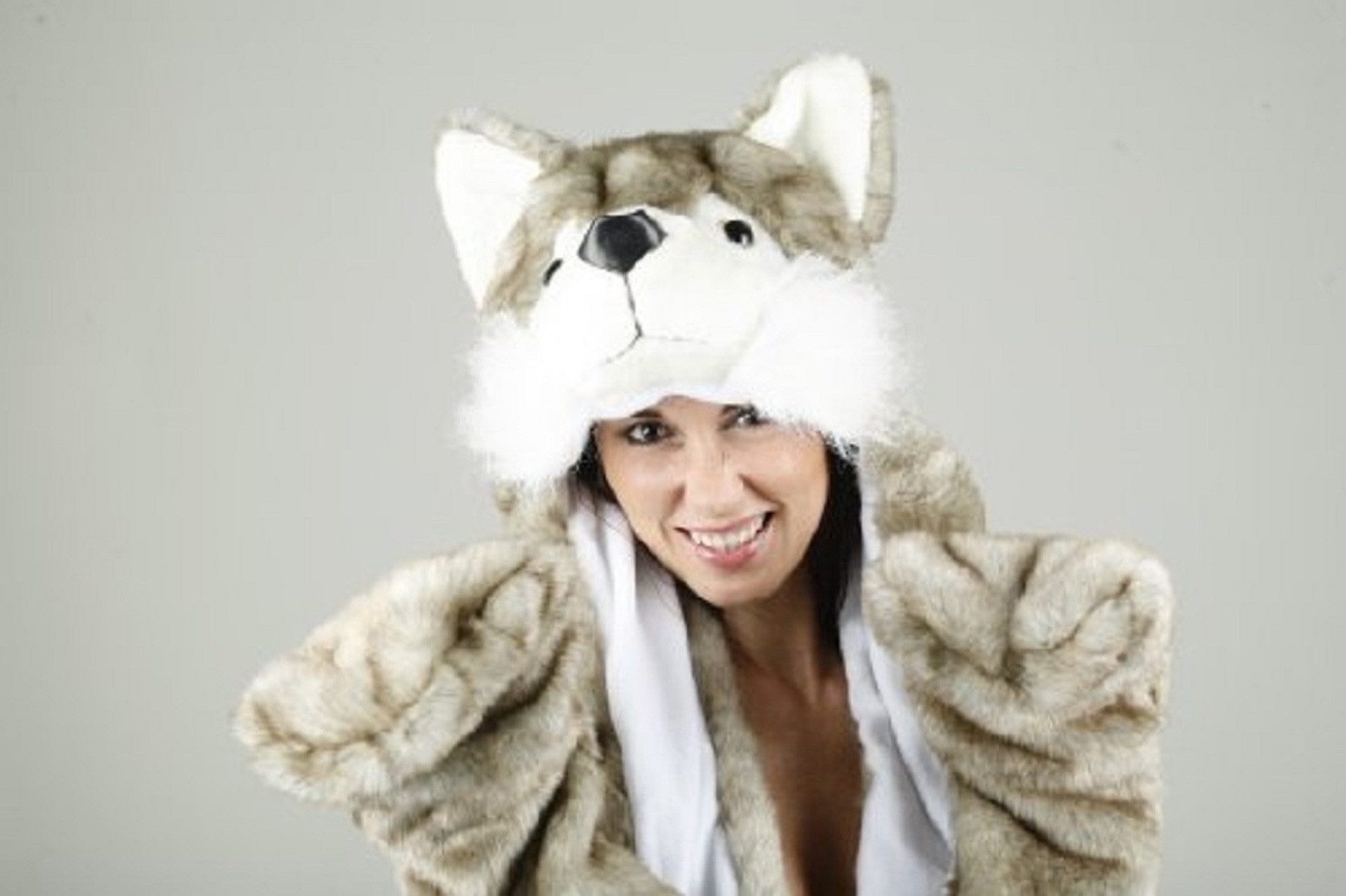 DanCarol Mütze & Schal DC-A-107-Tiermotiv-Mütze Wolf mit Handschuhen
