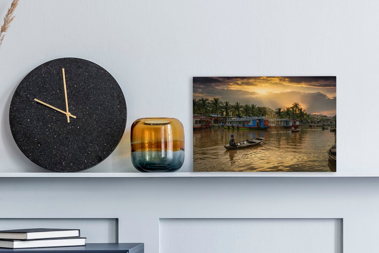 OneMillionCanvasses® Leinwandbild Boot auf dem Thu-Bon-Fluss günstig online kaufen