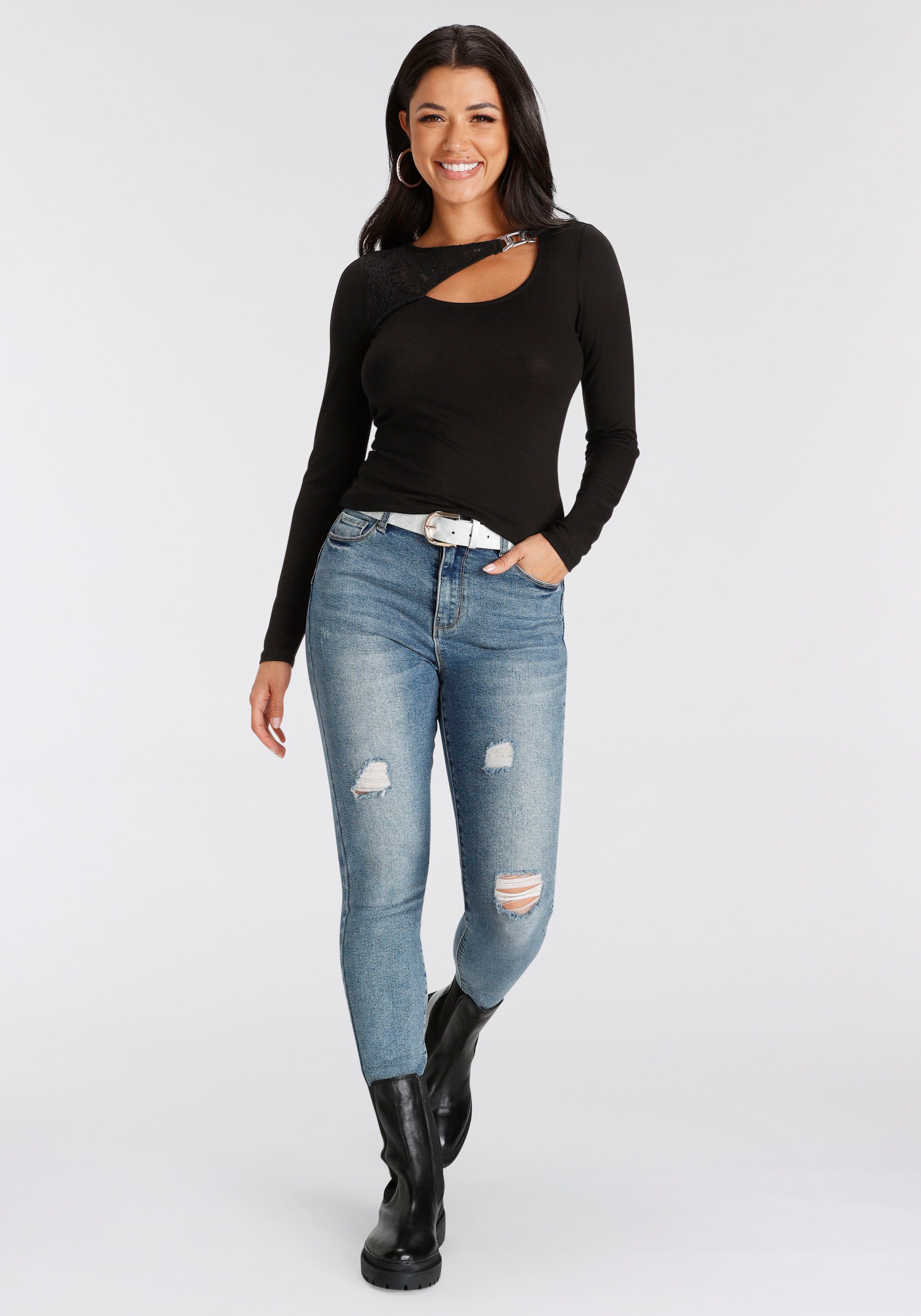Zum Outfit 10