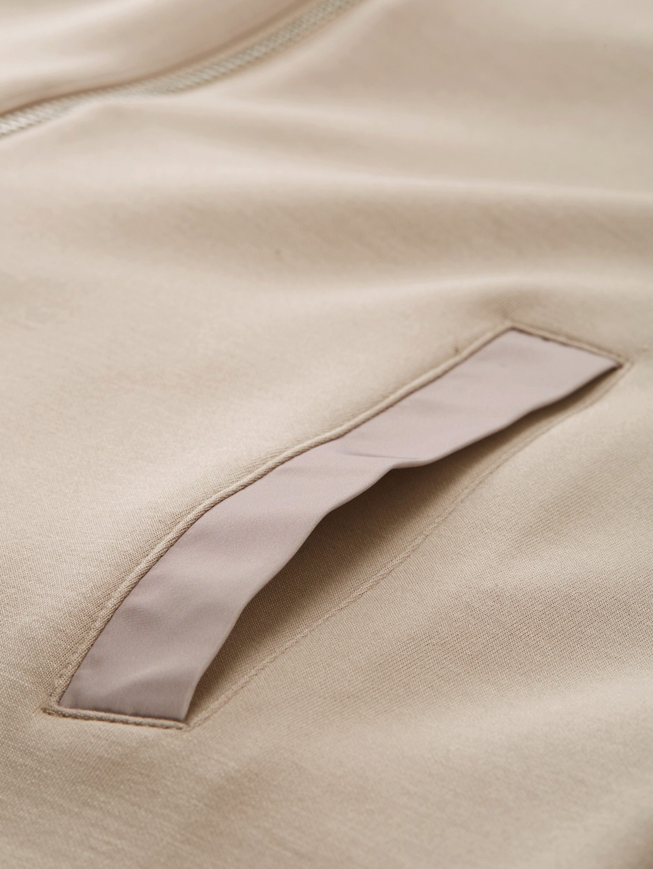 TOM TAILOR Kapuzensweatjacke Regular mit Viskose und Stretch