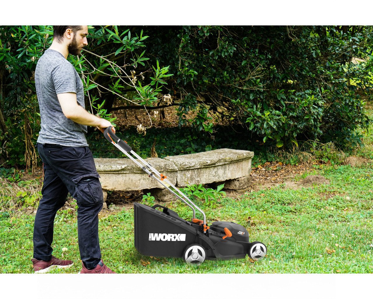 Worx Akkurasenmäher Worx Akku-Rasenmäher WP733E 20 V 33 WG733E, Mit Akku + Ladegerät Radantrieb