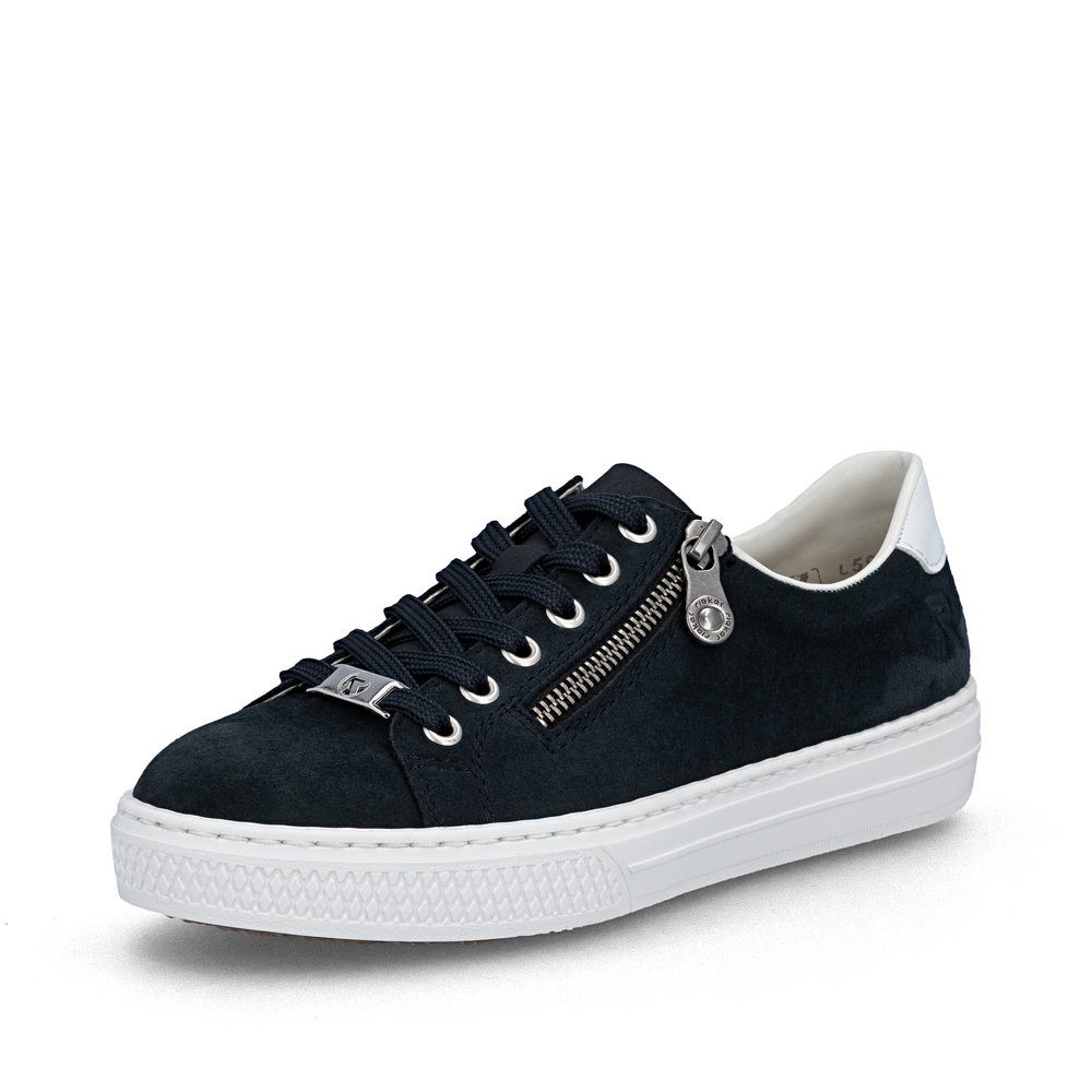 blau (15)