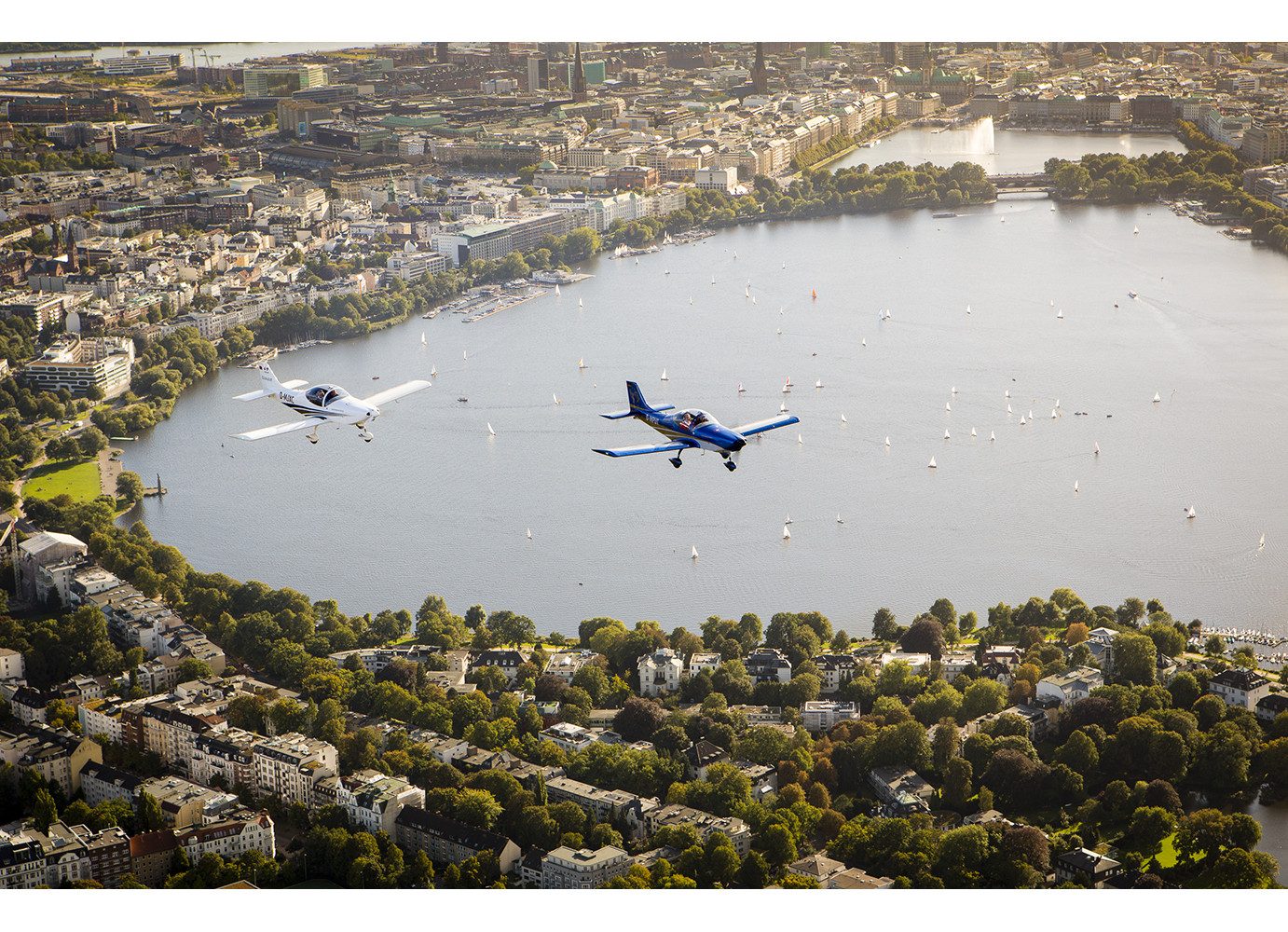 Jochen Schweizer Erlebnisgutschein Ultraleichtflugzeug selber fliegen Heist (30 Min)