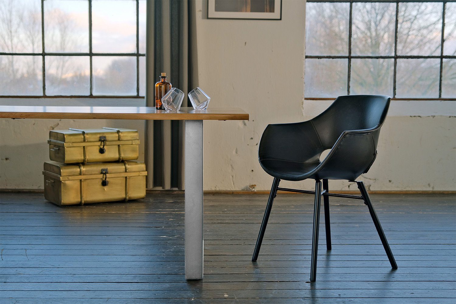 KAWOLA Essgruppe ZAJA, (Set, 9-tlg), mit Esstisch Baumkante u. 8x Stuhl Kunstleder schwarz