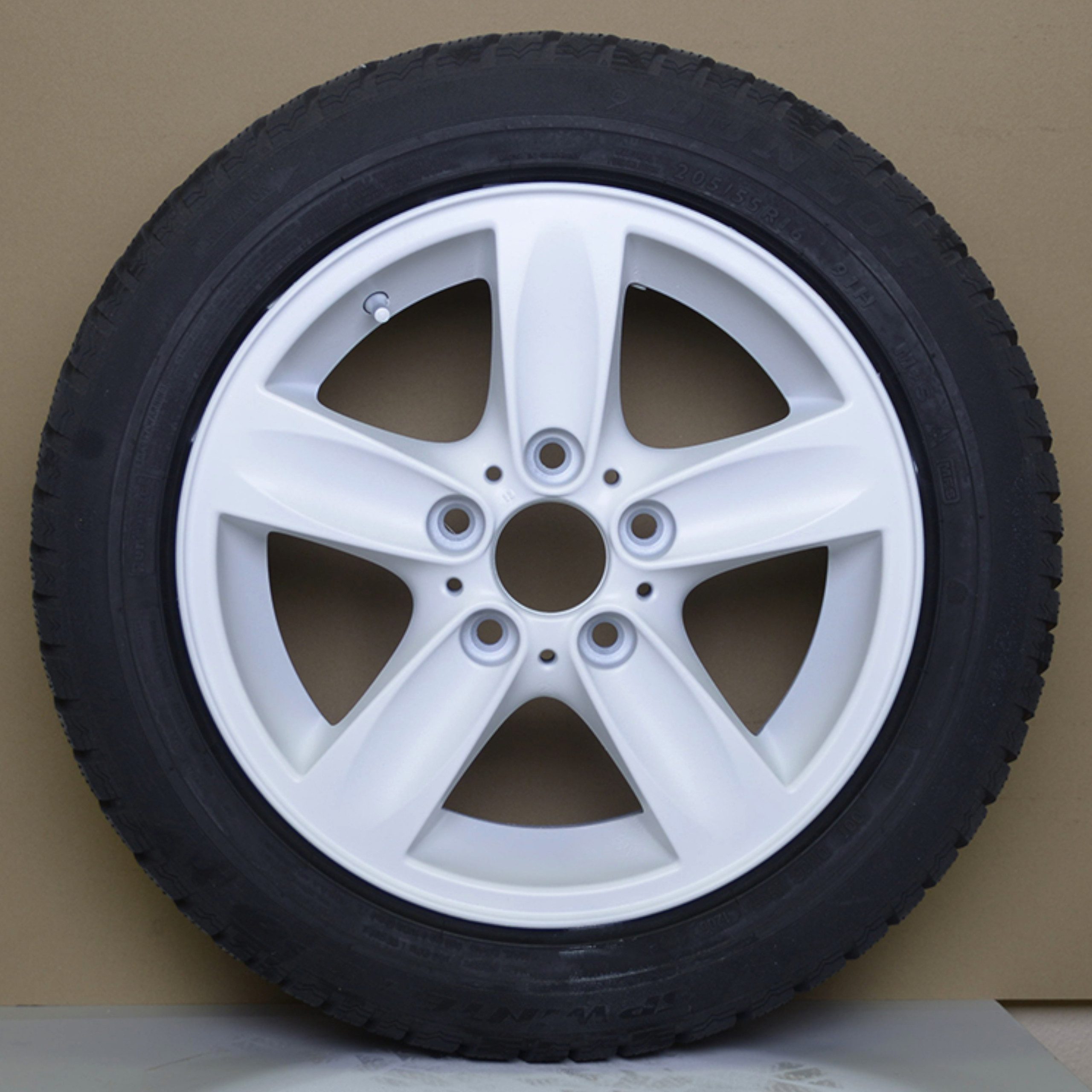 mibenco Felgenaufkleber mibenco Felgenfolie-Set 4×400 ml Weiß Matt – Sprühfolie für Felgen