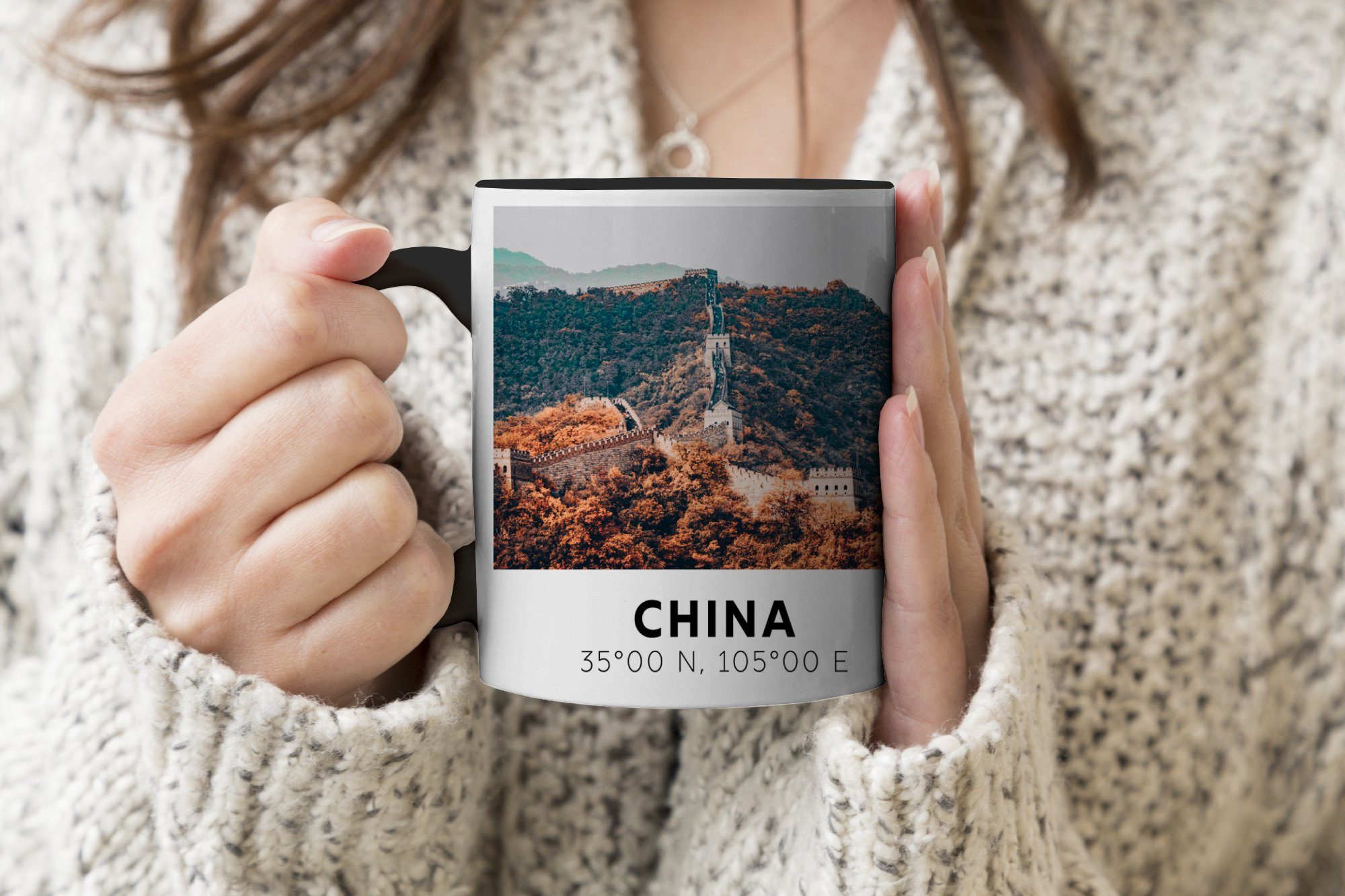 China Zaubertasse, Herbst, Farbwechsel, - Geschenk MuchoWow Mauer Asien - - Tasse Große Kaffeetassen, Teetasse, Keramik,