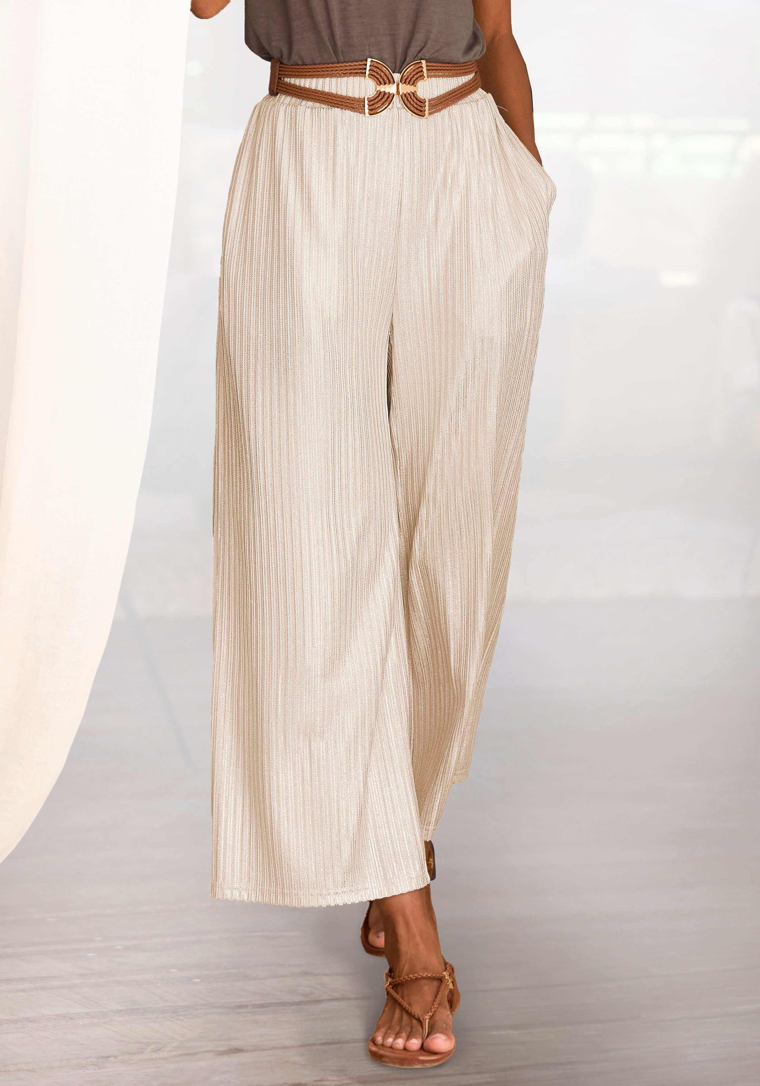 LASCANA Palazzohose in 7/8-Länge aus leichter Jerseyware mit feinem Glanz, elegant
