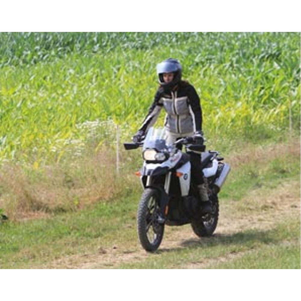 Jochen Schweizer Erlebnisgutschein Enduro Sicherheitstraining in Monheim, Grenzenlos Offroad. Maximale Kontrolle.