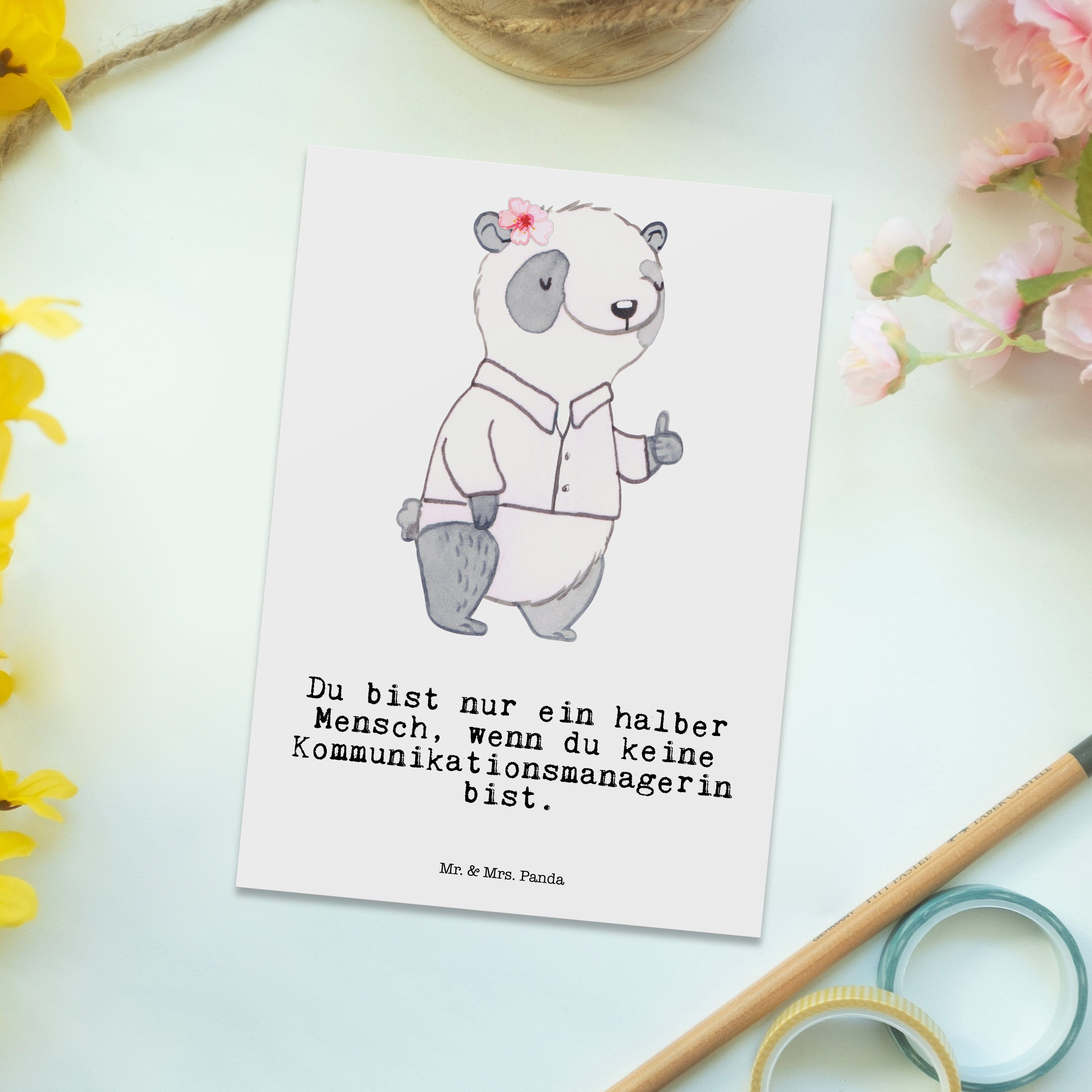 Mr. mit Herz Postkarte Geschenk, - Geburtstagskarte Panda Mrs. Kommunikationsmanagerin Weiß & -