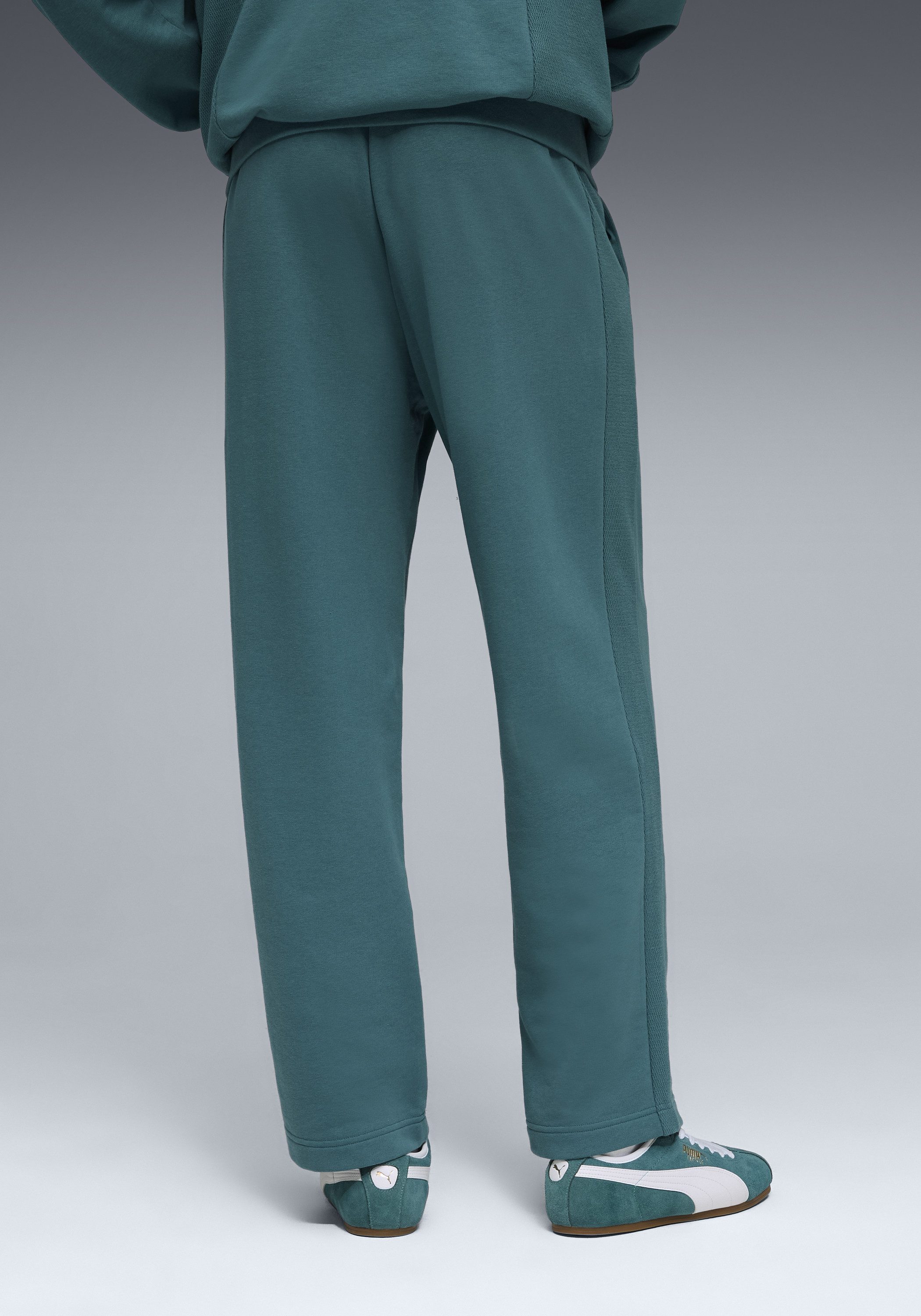 PUMA Trainingshose CLASS RELAXED PINNACLE TRACK PANTS TR mit Eingrifftasche günstig online kaufen