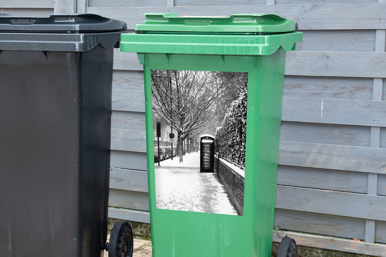 (1 Schnee Mülltonne, London St), Mülleimer-aufkleber, MuchoWow Wandsticker schwarz Sticker, weiß in Container, und Abfalbehälter