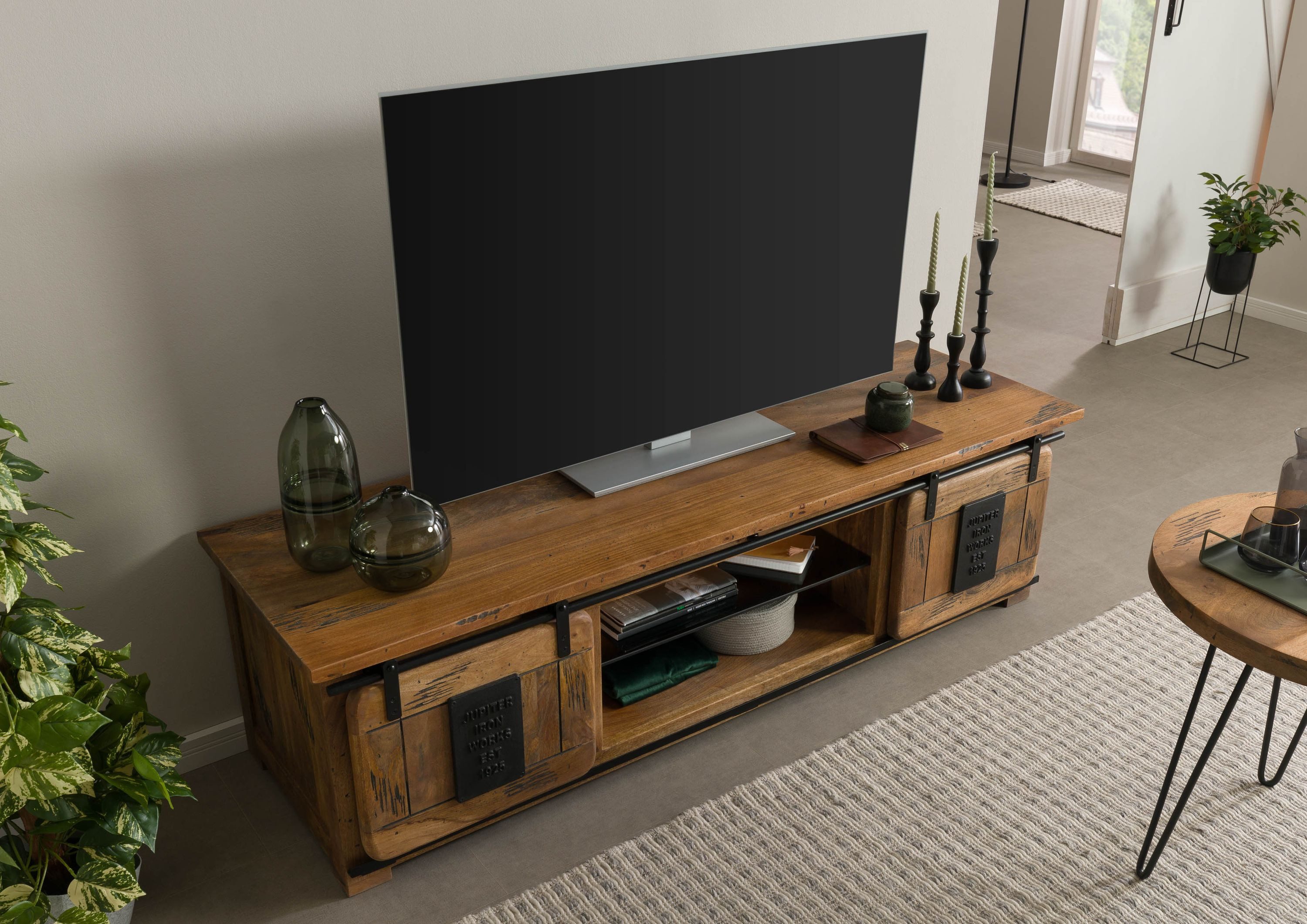 Massivmoebel24 TV-Board RAILWAY LUX (Massivholz), Mango / Altholz 180x55x50 natur lackiert RAILWAY LUX #130