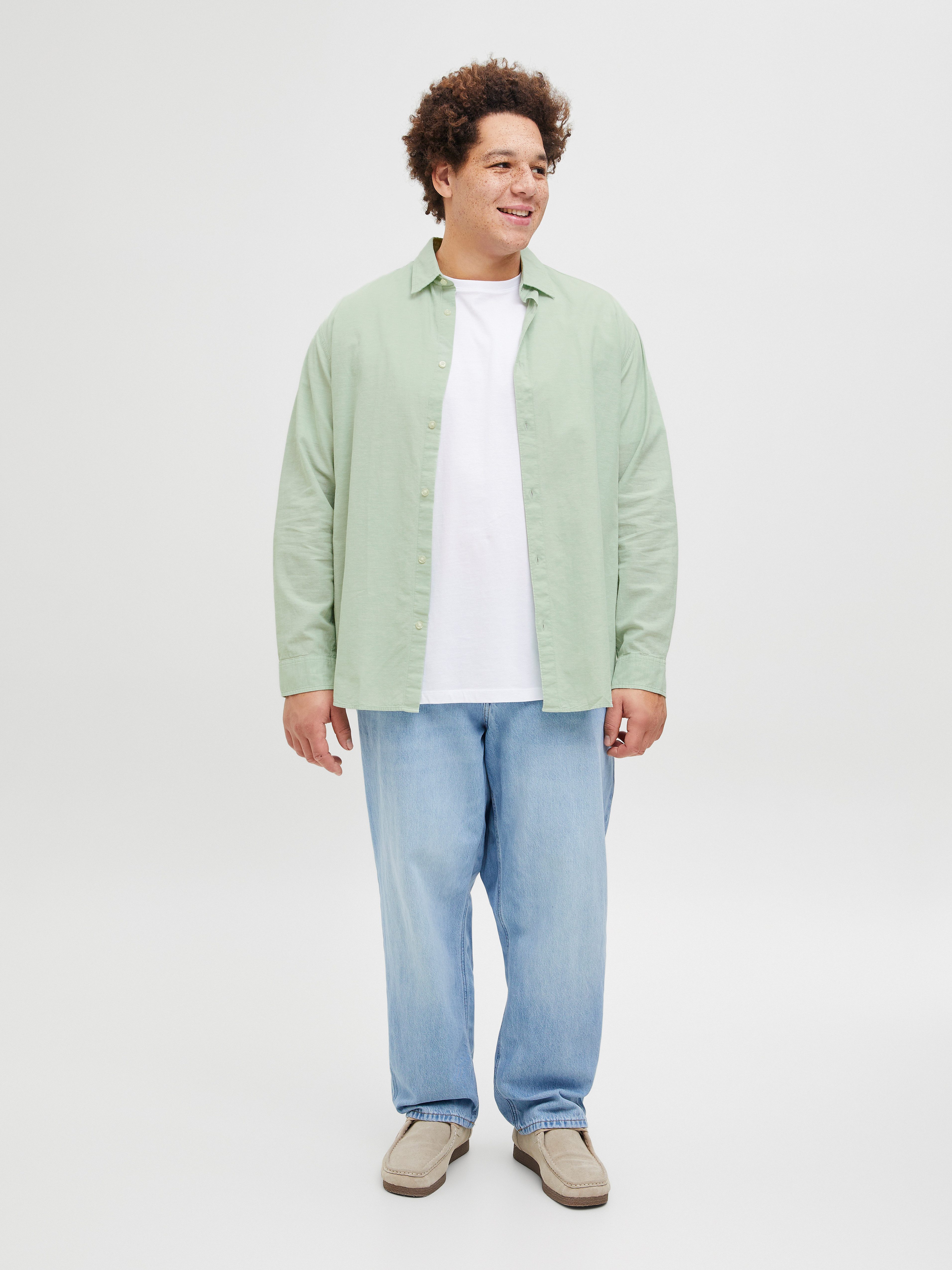 Jack & Jones PlusSize Langarmhemd JJEBREEZE SHIRT LS SN PLS mit Hemdkragen