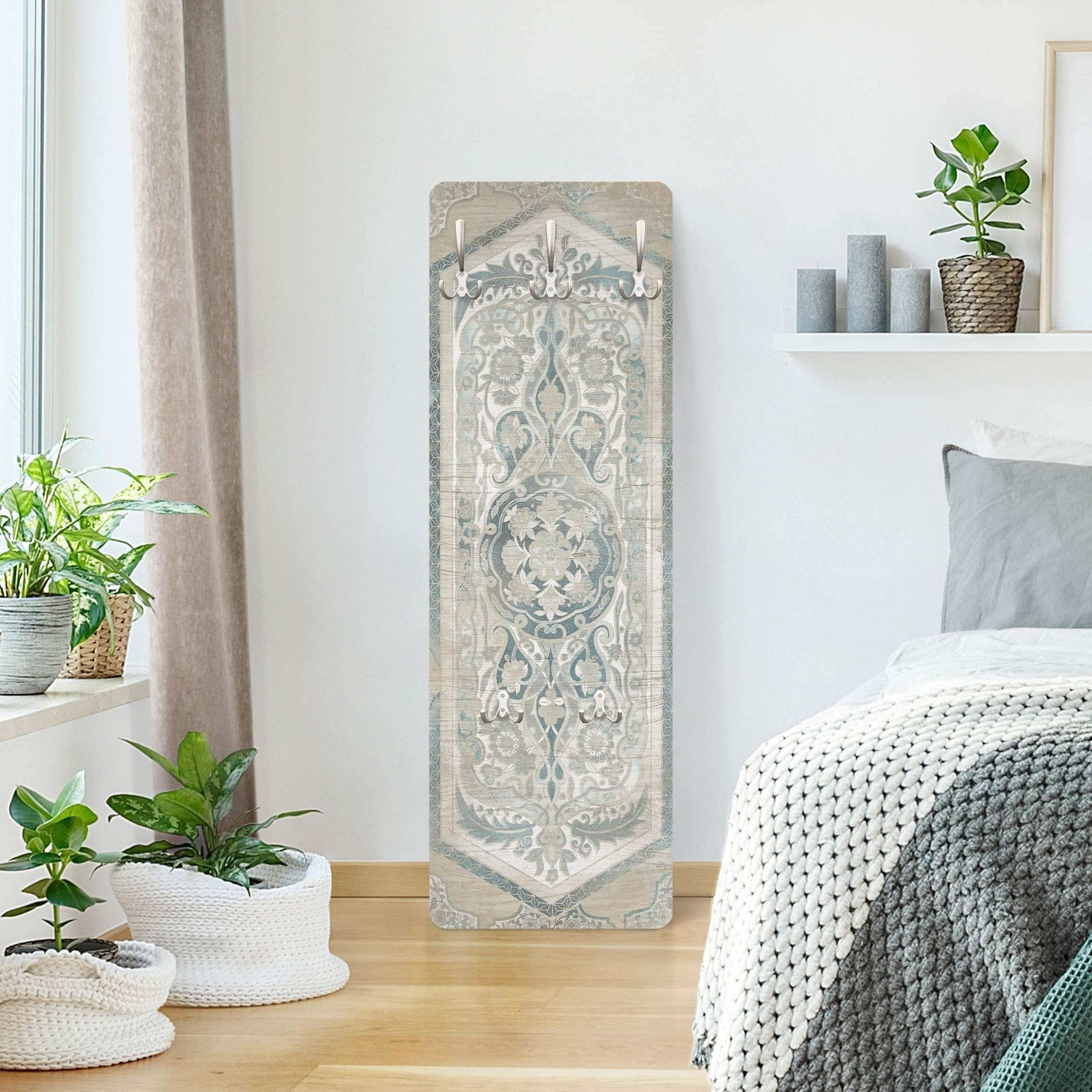 Bilderdepot24 Garderobenpaneel weiss Muster Orientalisch Retro Vintage Holzpaneel Persisch Vintage IV (ausgefallenes Flur Wandpaneel mit Garderobenhaken Kleiderhaken hängend), moderne Wandgarderobe - Flurgarderobe im schmalen Hakenpaneel Design