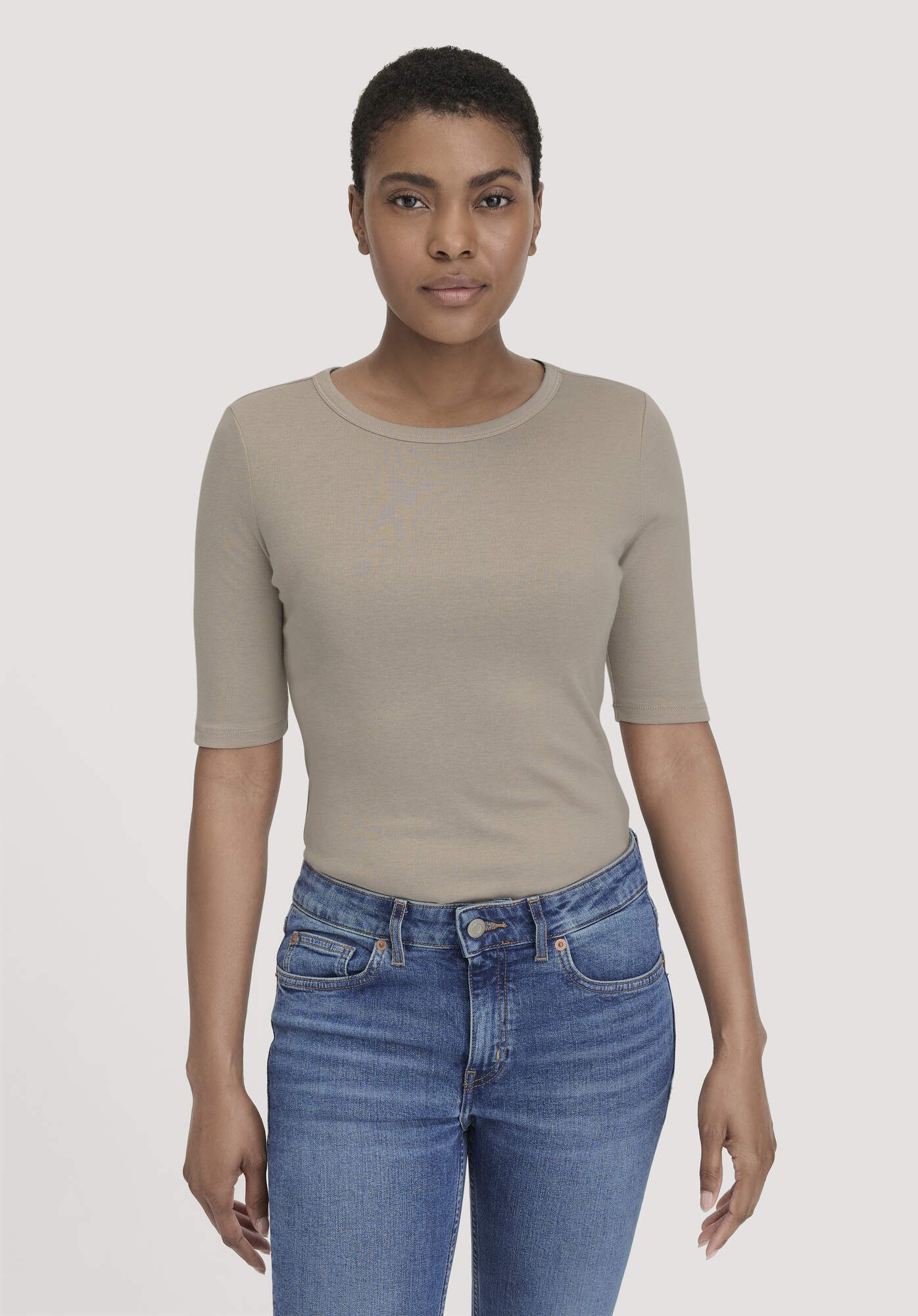 Hessnatur T-Shirt Fitted aus Bio-Baumwolle und TENCEL™ Modal (1-tlg) günstig online kaufen