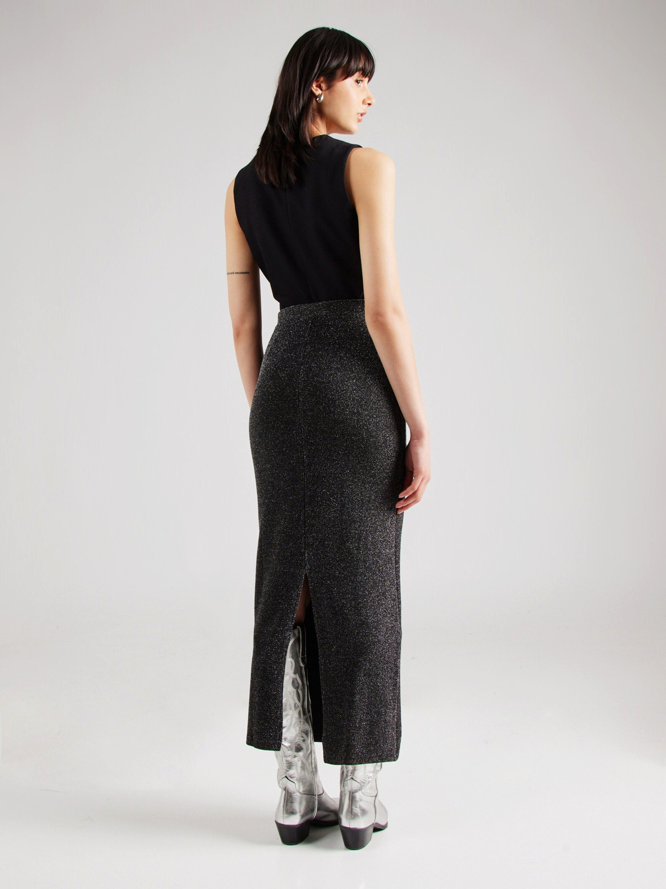 pieces Maxirock LINA (1-tlg) Plain/ohne Details günstig online kaufen