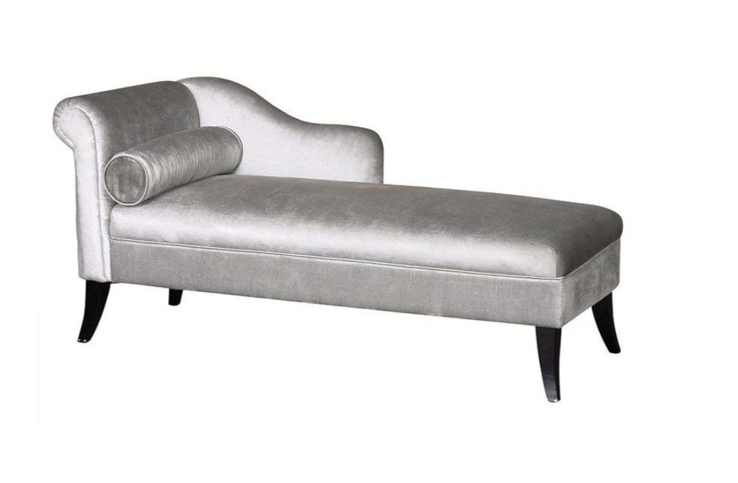 JVmoebel Chaiselongue Weiße Chaiselongue mit grauem Textilbezug und schwarzen Holzfüßen, 1 Teile, Made in Europa