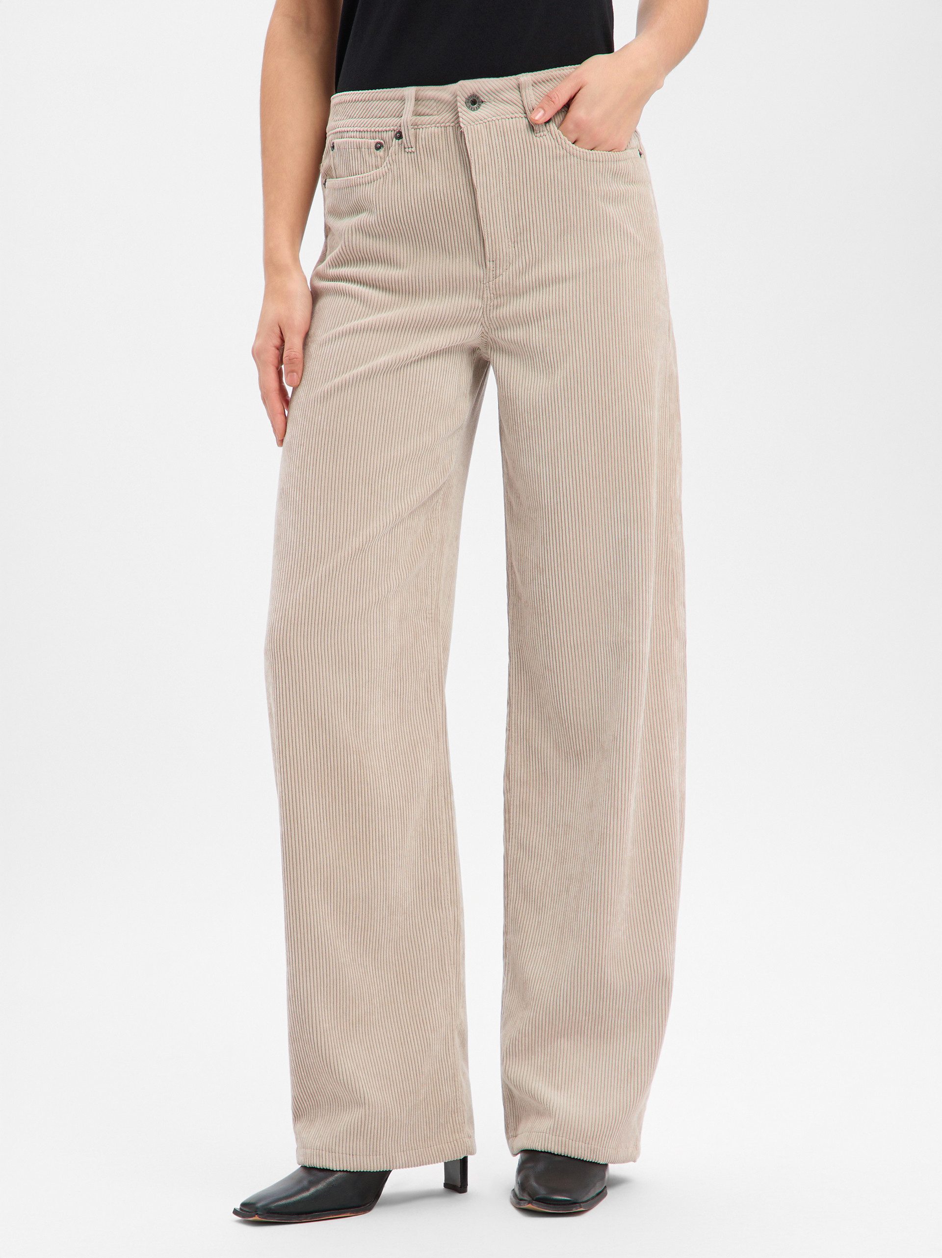 Drykorn Bundfaltenhose Medley. Reduzierter Preis € 127,99. Unverbindliche Preisempfehlung € 159,99