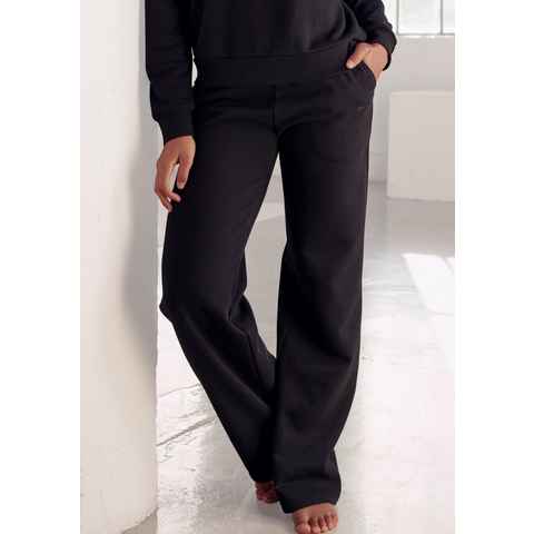 Bench. Loungewear Sweatpants -Weite Loungehose mit Eingrifftaschen und Logodruck, Loungewear, Loungeanzug