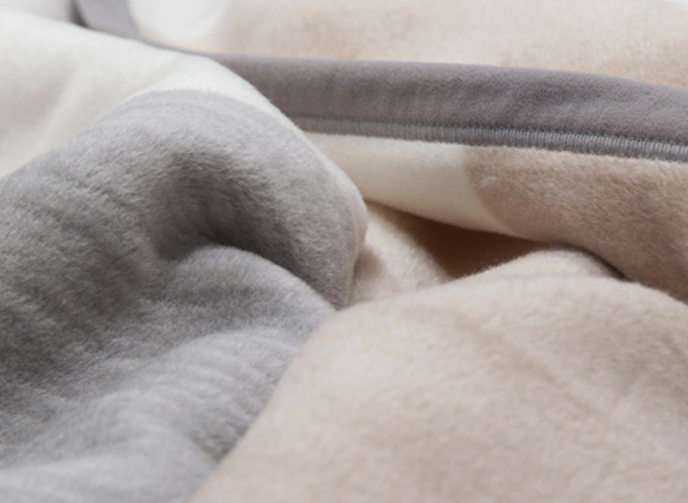 Wohndecke Squares grau, karierte Sofadecke in 150x200, Decke aus Baumwoll-M günstig online kaufen