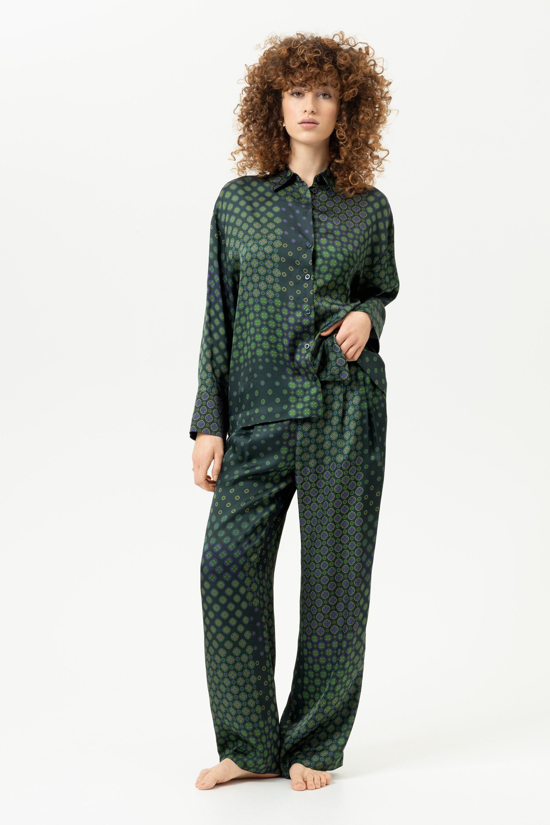 Mey Schlafanzug Mey Anzug lang Serie Greenline Tie mit Print (2 tlg) Luxuriöser Satin-Pyjama aus softer Viscose