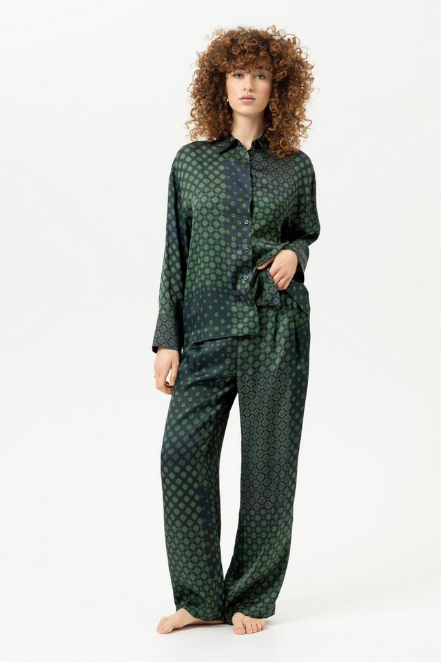 Mey Schlafanzug Mey Anzug lang Serie Greenline Tie mit Print (2 tlg) Luxuriöser Satin-Pyjama aus softer Viscose