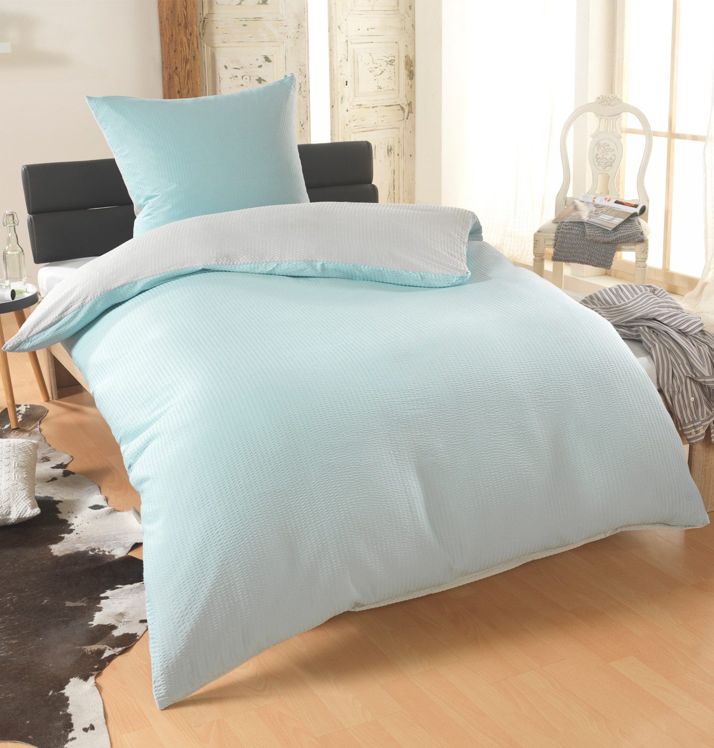 Dreamhome Wendebettwäsche aus 100 % Mikrofaser, 135 x 200 cm, Seersucker, Mint-Silber, Seersucker, 2 teilig, Für Allergiker geeignet, pflegeleicht, angenehm weicher Stoff