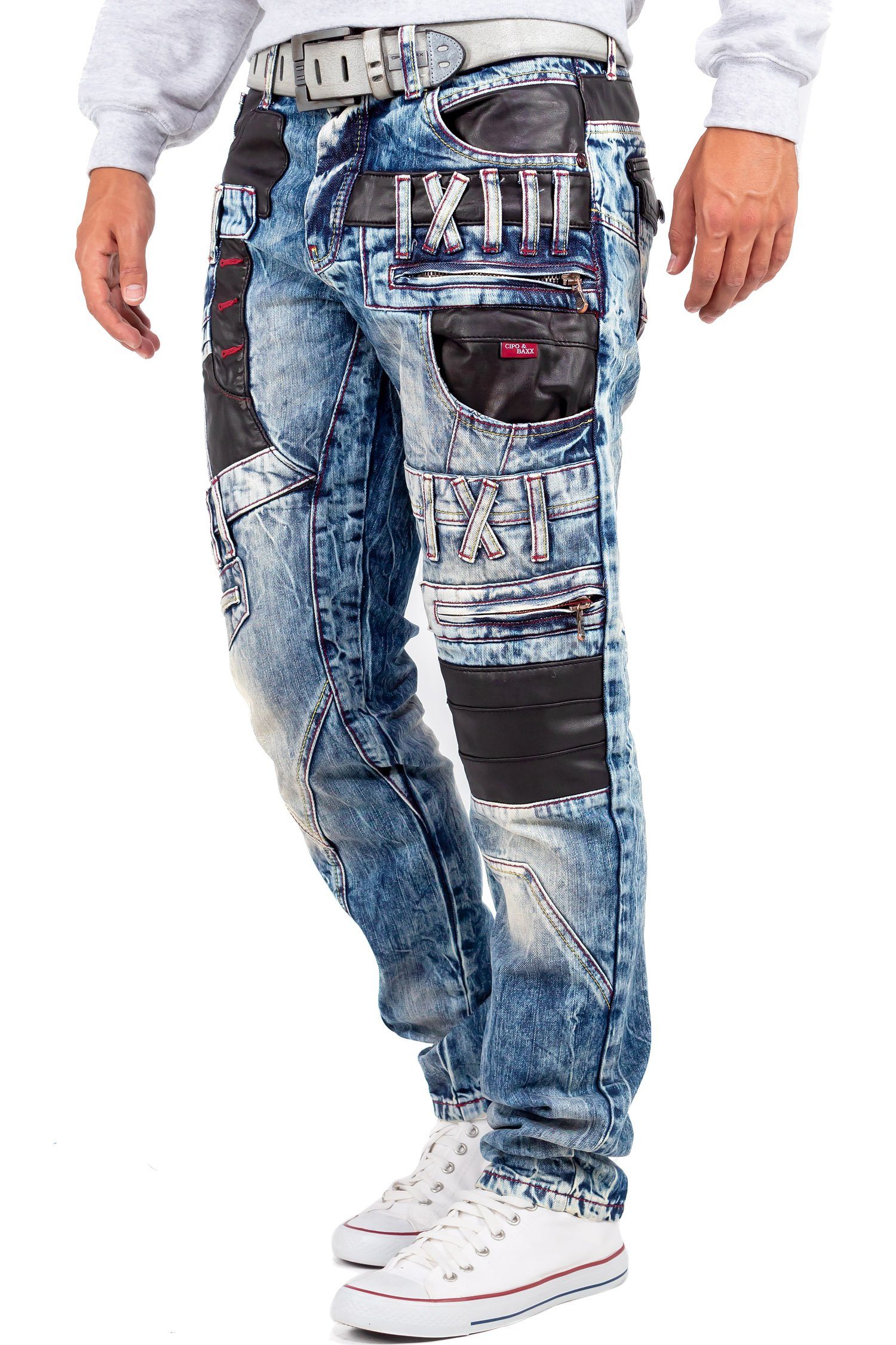 Cipo & Baxx Bikerjeans Herren Hose BA-CD482 mit Kunstleder Bereichen und Verzierungen