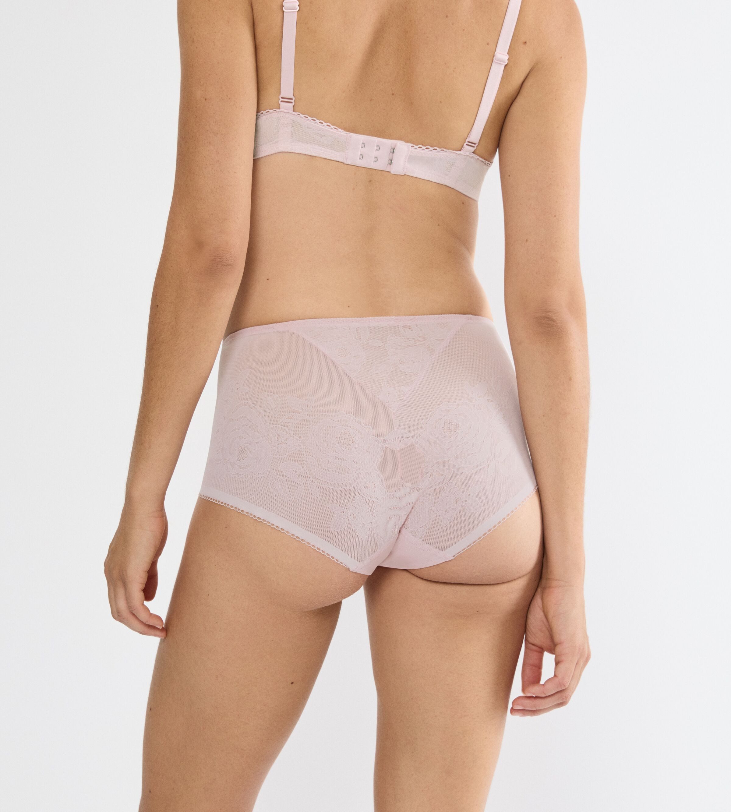 Triumph Shapingslip Wild Rose Sensation flache formende Spitze, mittlerer Shape-Effekt, atmungsaktiv – Bild 3 von 5