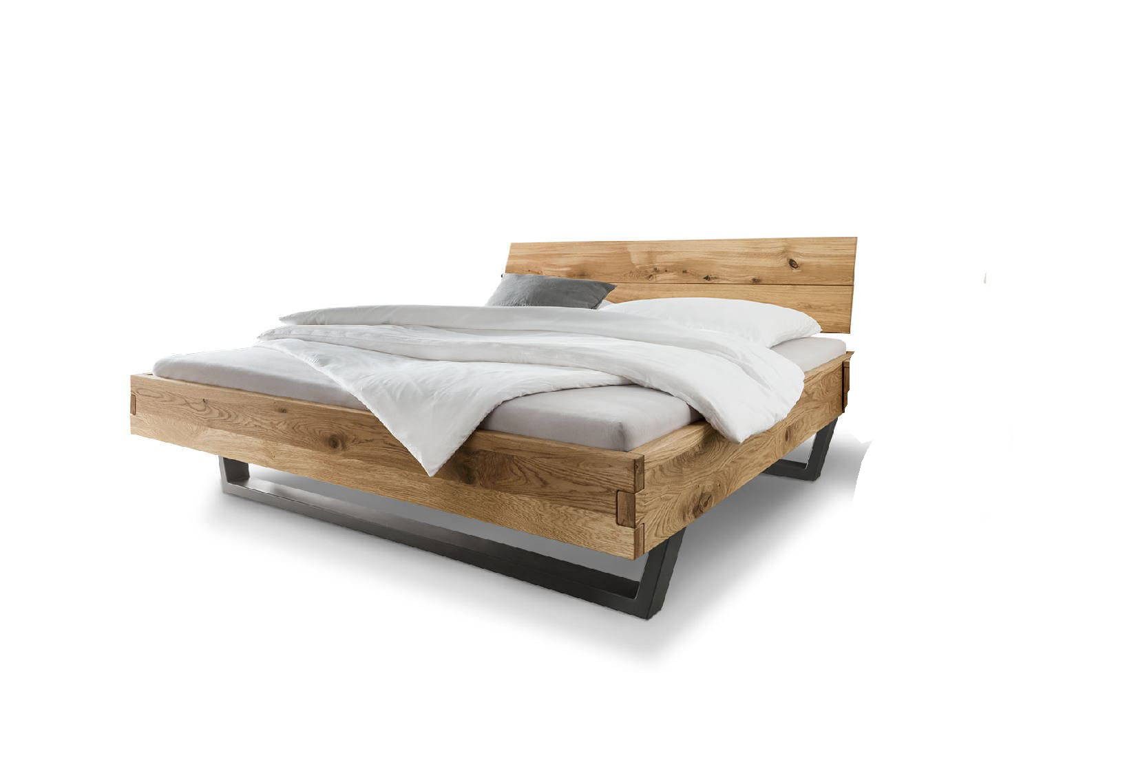 Forestales Massivholzbett Navarra, 40 mm starke Seitenteile, ausgeklinkte Eckverbindungen