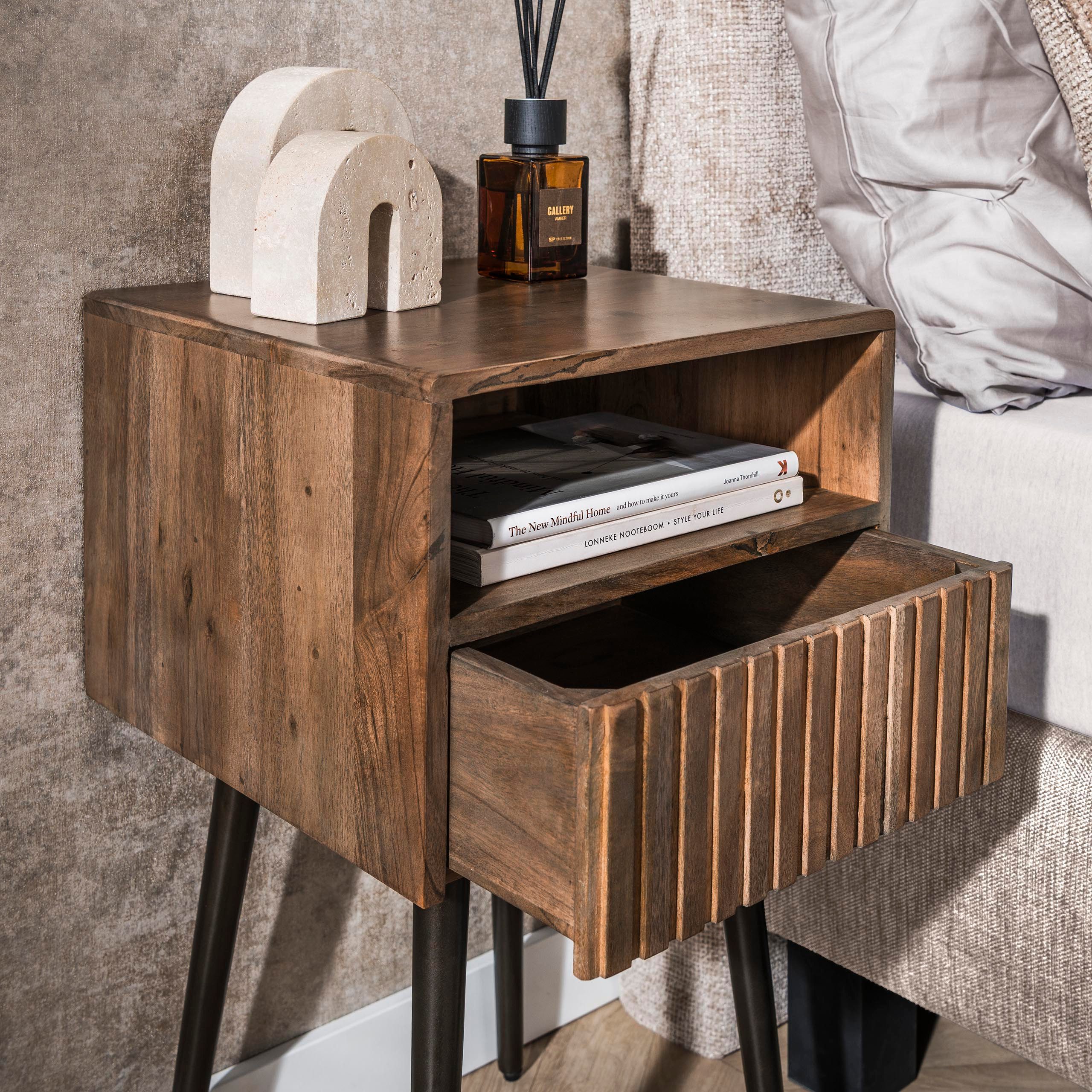 Hoyz Collection Nachttisch Carve
