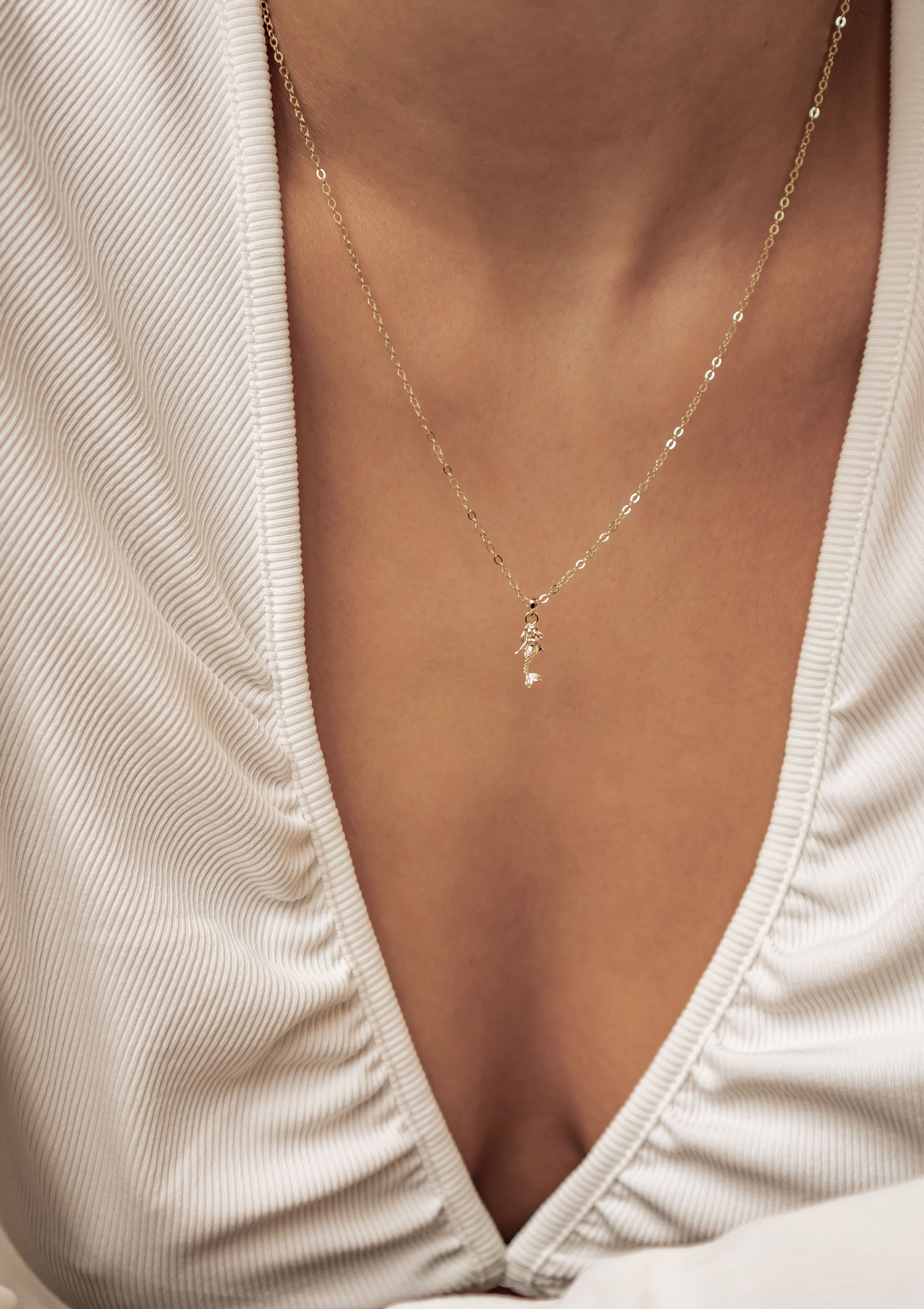 Hey Happiness Kette mit Anhänger Meerjungfrau, fein & elegant, Maritime Halskette Damen 925 Silber, 18K vergoldet