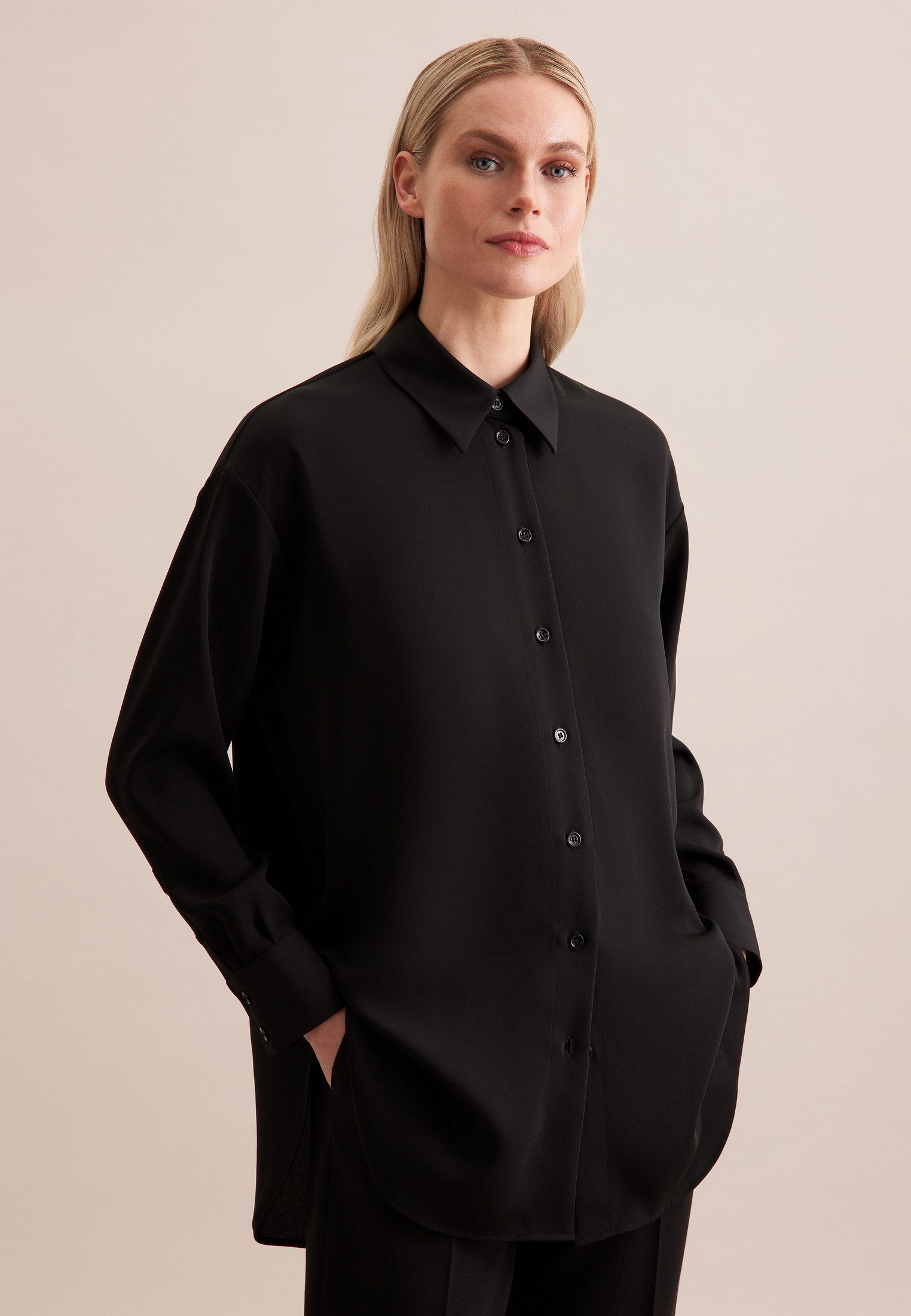 Longbluse Schwarze Rose