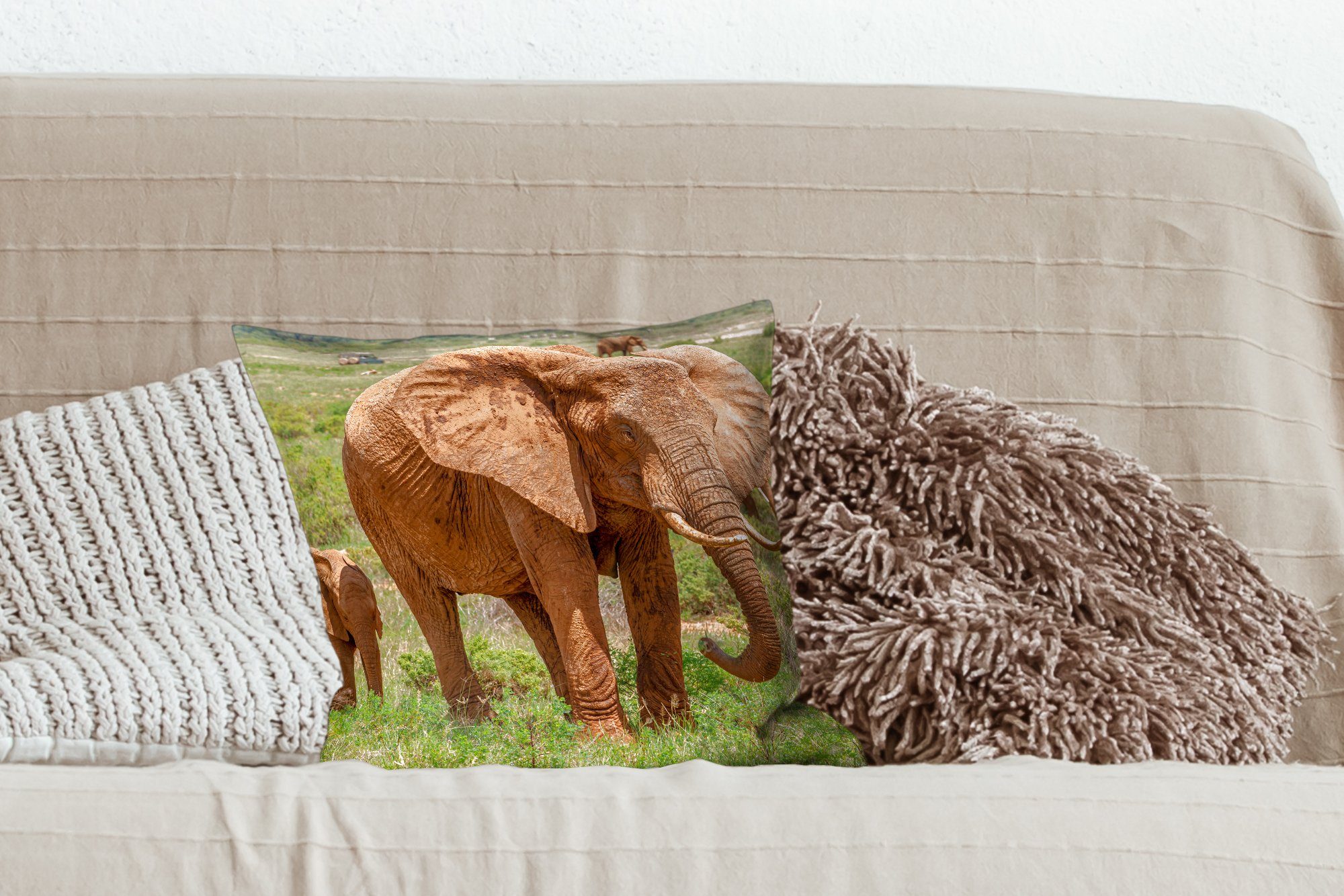 Füllung Sofakissen Elefantenbaby Wohzimmer, Dekokissen für im Mutter MuchoWow Schlafzimmer, mit Zierkissen seiner Gras, Deko, mit