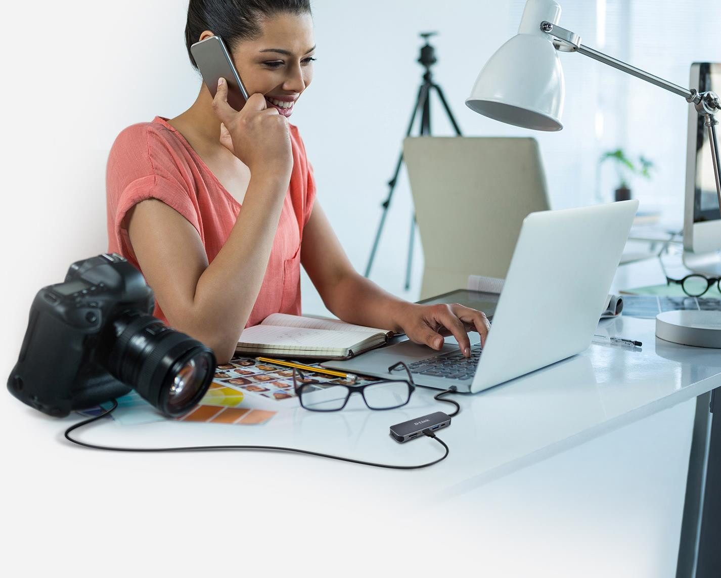 D-Link D-LINK DUB-2325/E 5-in-1 USB-C Hub mit Card Reader Netzwerk-Switch