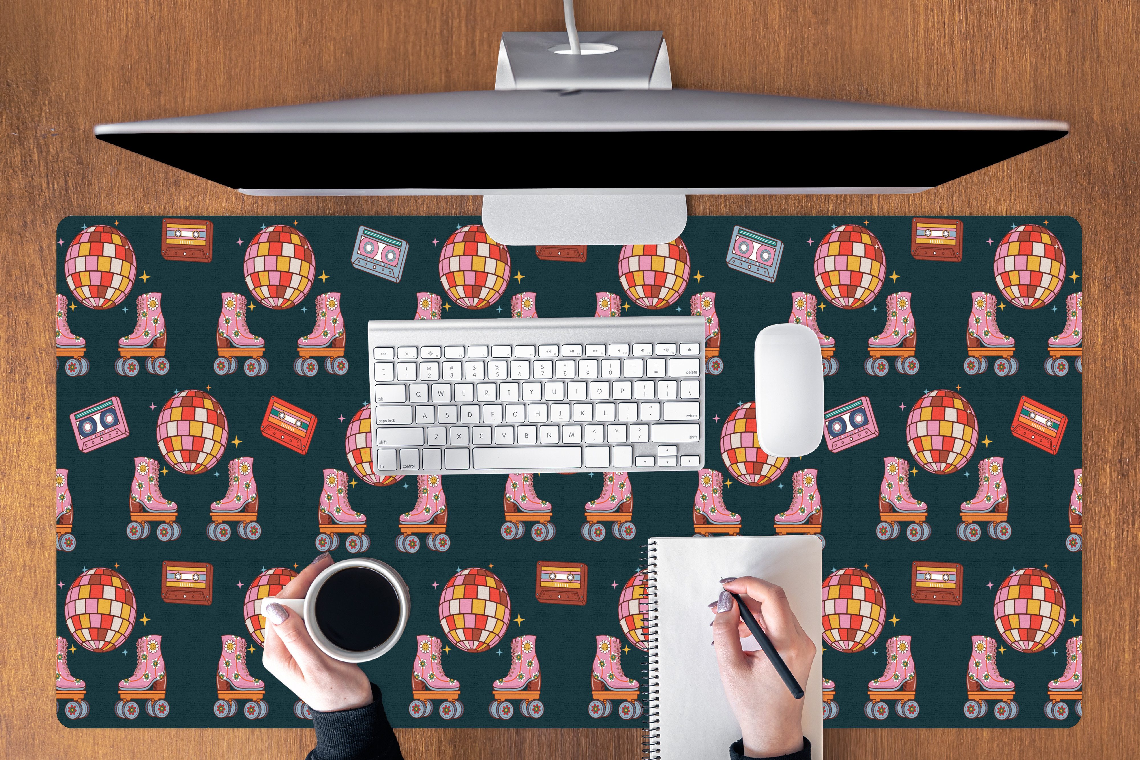 MuchoWow Mauspad Rollerskates - Muster - Disco (1-St), Mousepad mit Rutschfester Unterseite, Gaming XXL, Großes, 120x60 cm