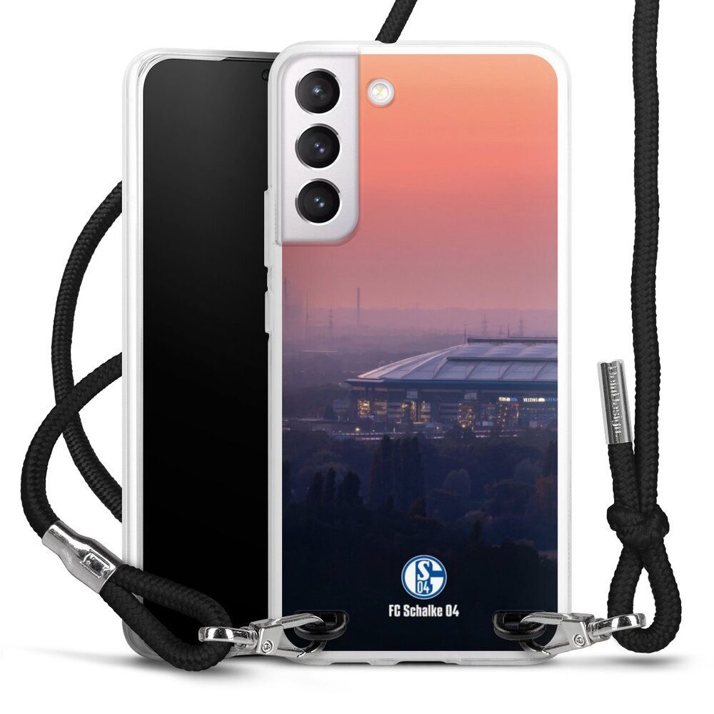 DeinDesign Handyhülle Stadion FC Schalke 04 Offizielles Lizenzprodukt Schalke 04 Stadion, Samsung Galaxy S22+ Handykette Hülle mit Band Case zum Umhängen
