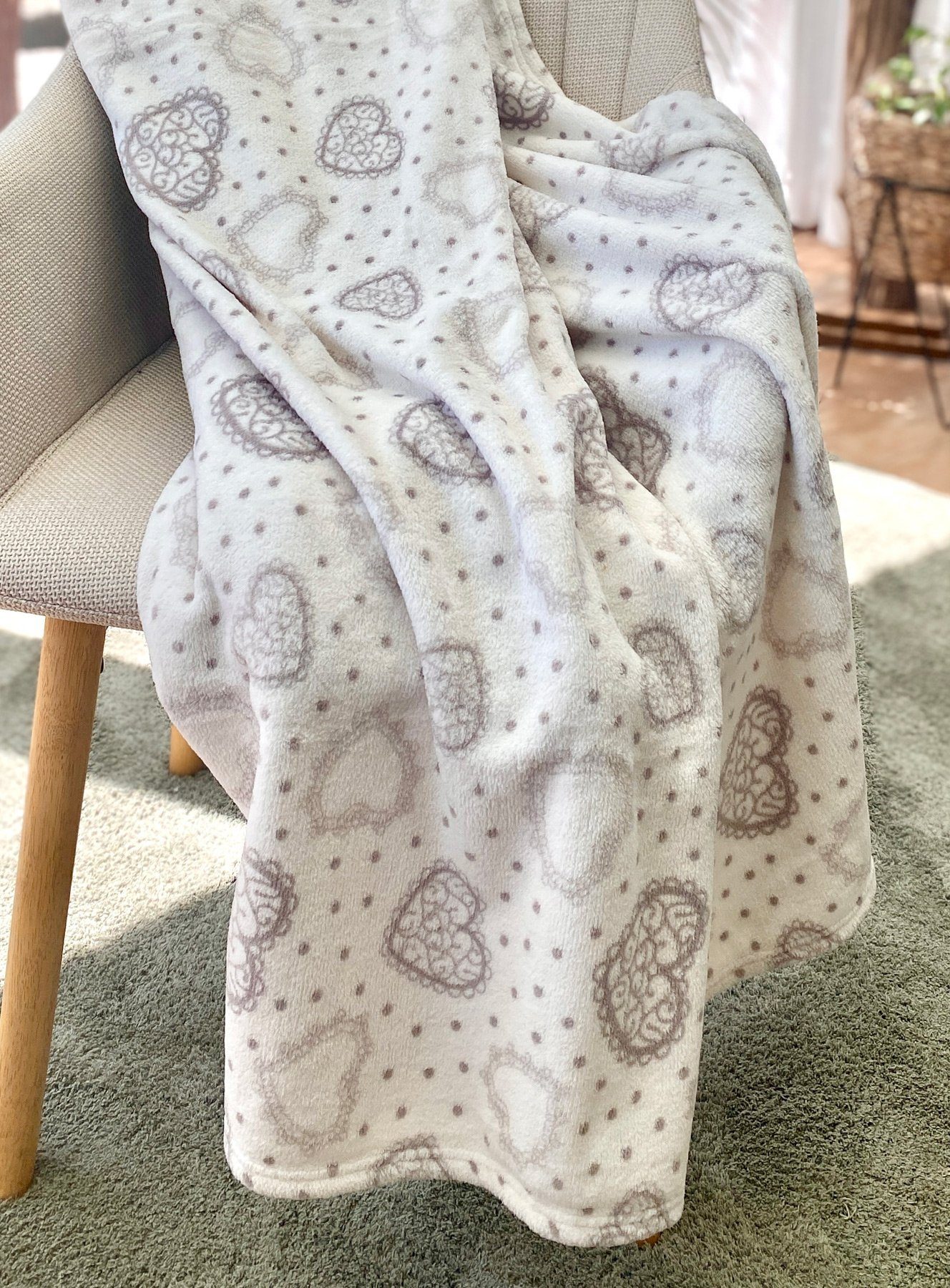 Wohndecke Kuscheldecke Herzen Flanell Sofadecke Landhaus, heimtexland, kuschelig weich und warm I XL 150x200 – Bild 5 von 5