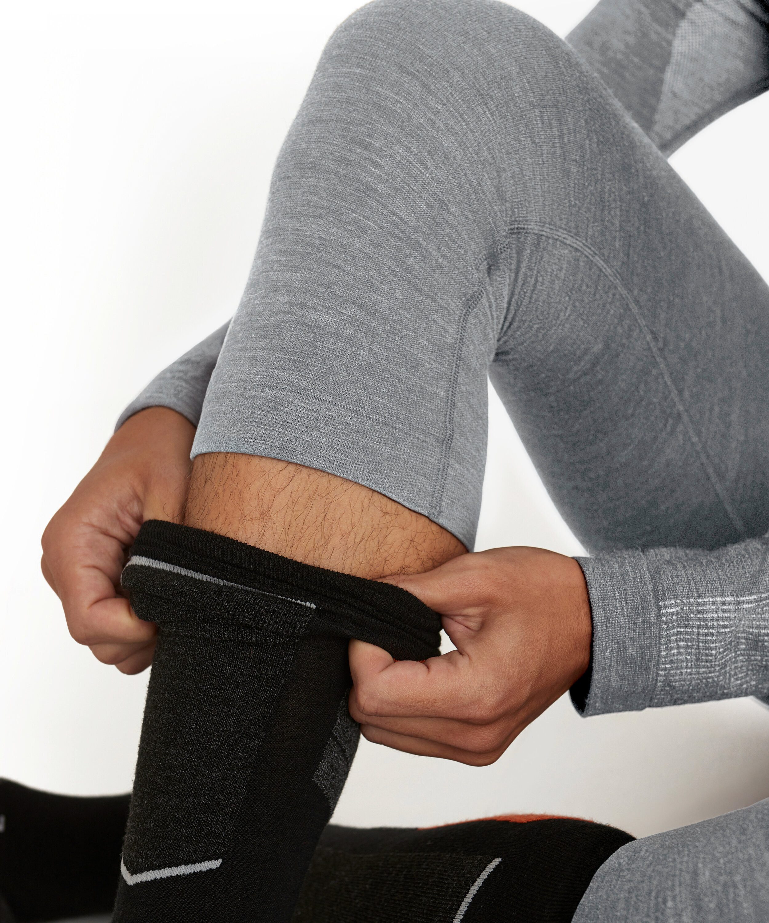 FALKE Thermounterhose FALKE Tights Wool-Tech (1-St., 1) aus Merinowolle für kalte bis sehr kalte Temperaturen