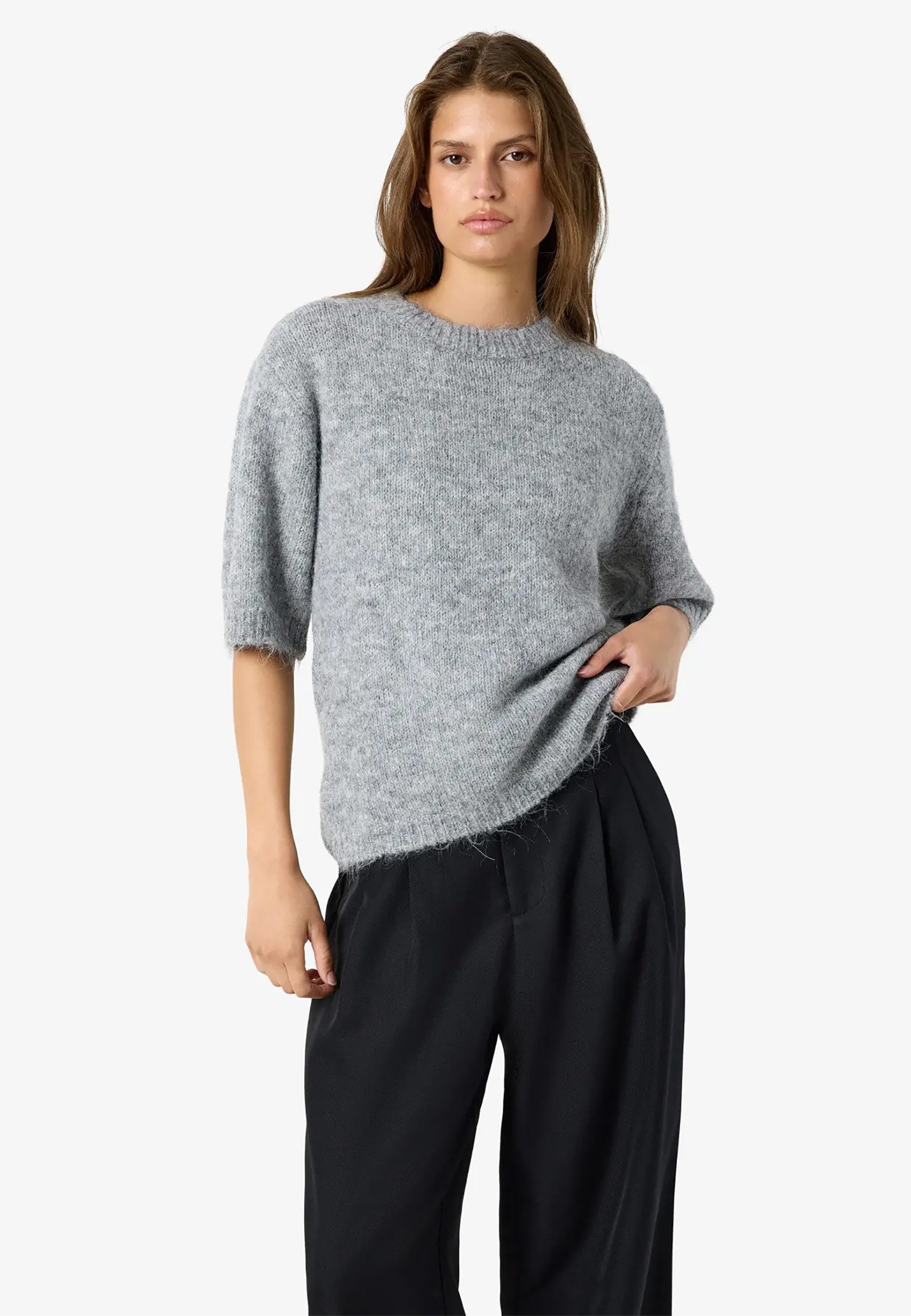Noisy may Strickpullover Strukturierte Flachstrickoptik Rippbündchen Regular Fit für Damen (1-tlg) Recyceltes Material, Nachhaltig, Kurzarm, Rundhals, Flachstrick